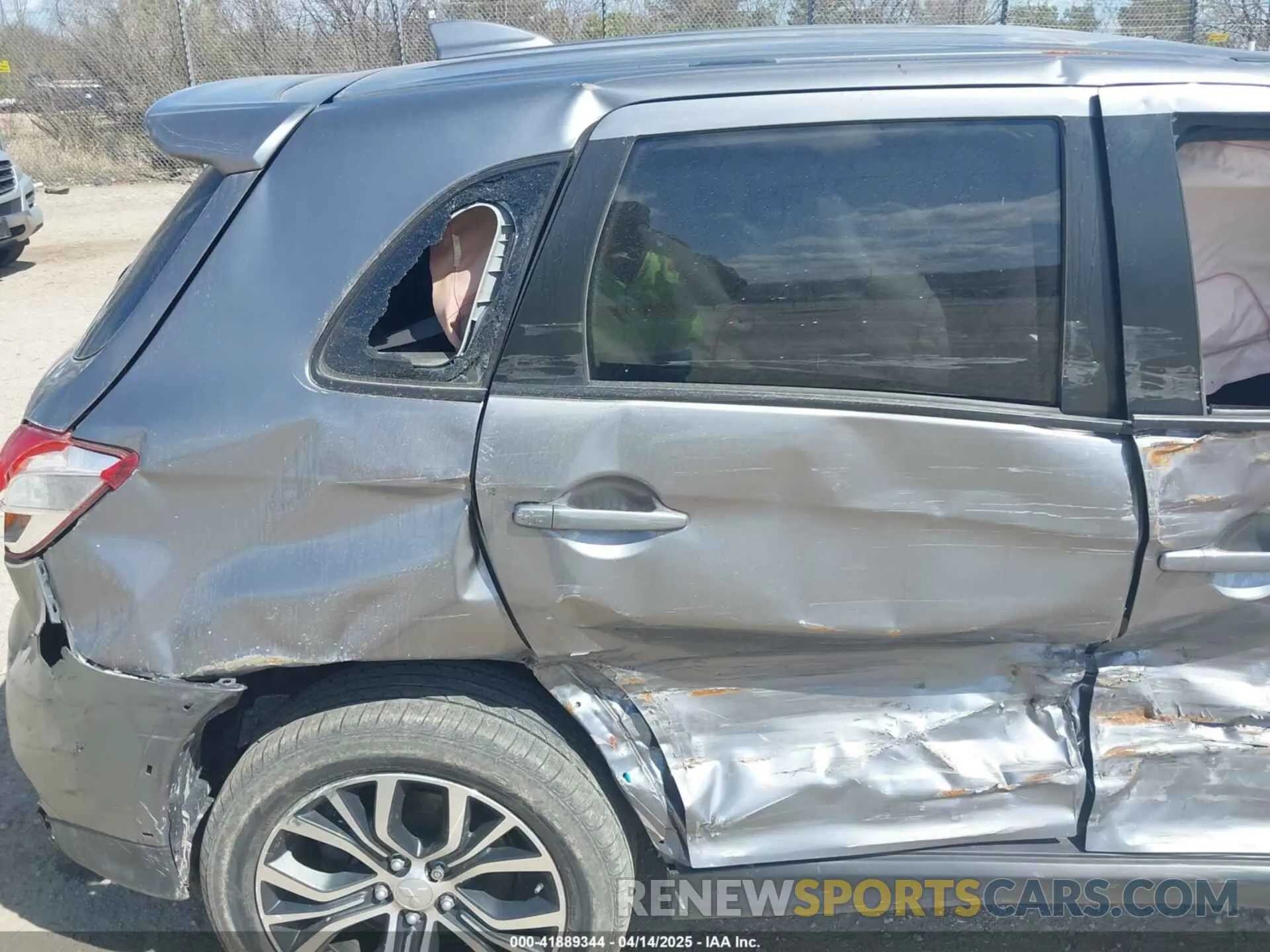 8 Photograph of a damaged car JA4AP3AU7KU033604 MITSUBISHI OUTLANDER SPORT 2019