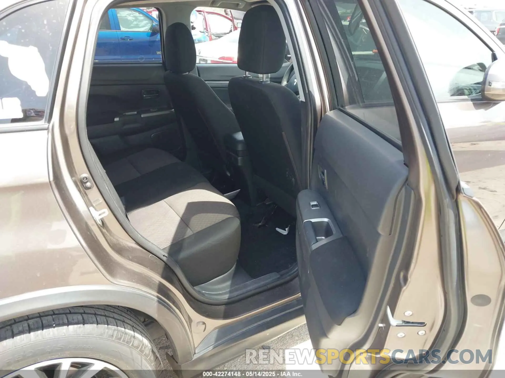 8 Photograph of a damaged car JA4AP3AU8KU018481 MITSUBISHI OUTLANDER SPORT 2019