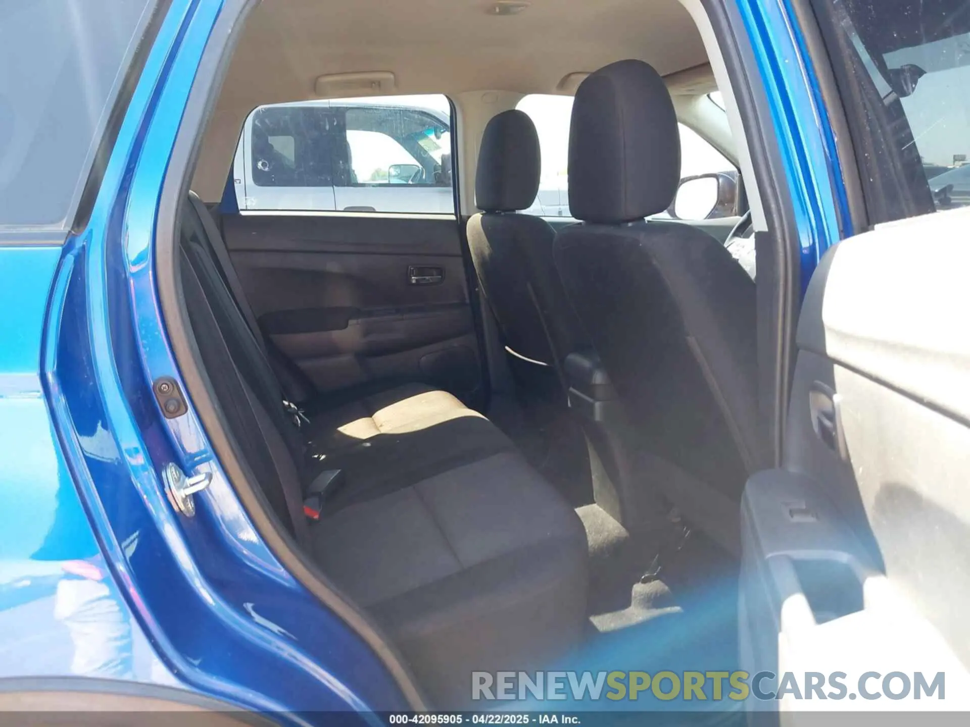 8 Photograph of a damaged car JA4AP3AU8KU025396 MITSUBISHI OUTLANDER SPORT 2019