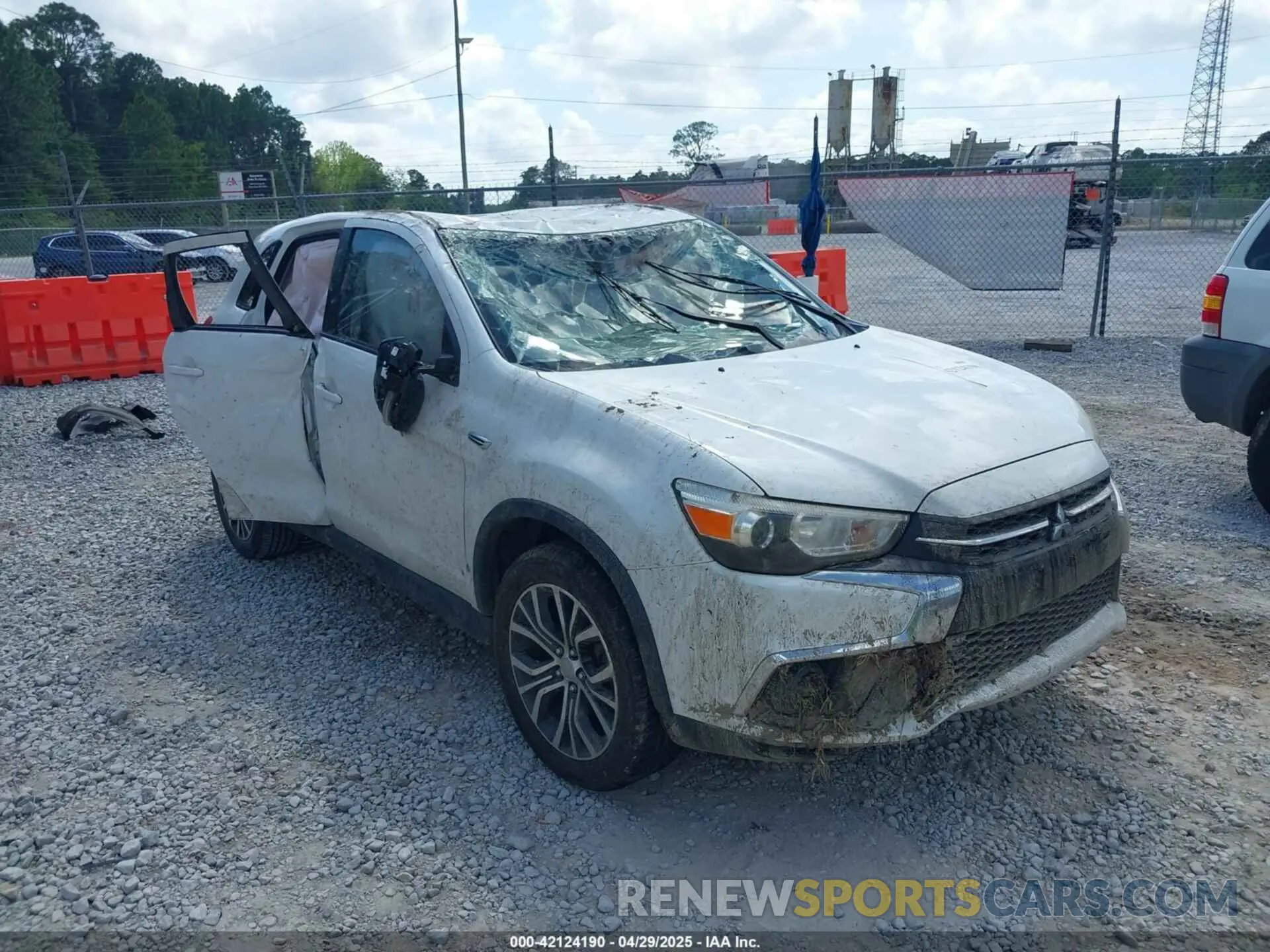 1 Photograph of a damaged car JA4AP4AJ3KU024663 MITSUBISHI OUTLANDER SPORT 2019