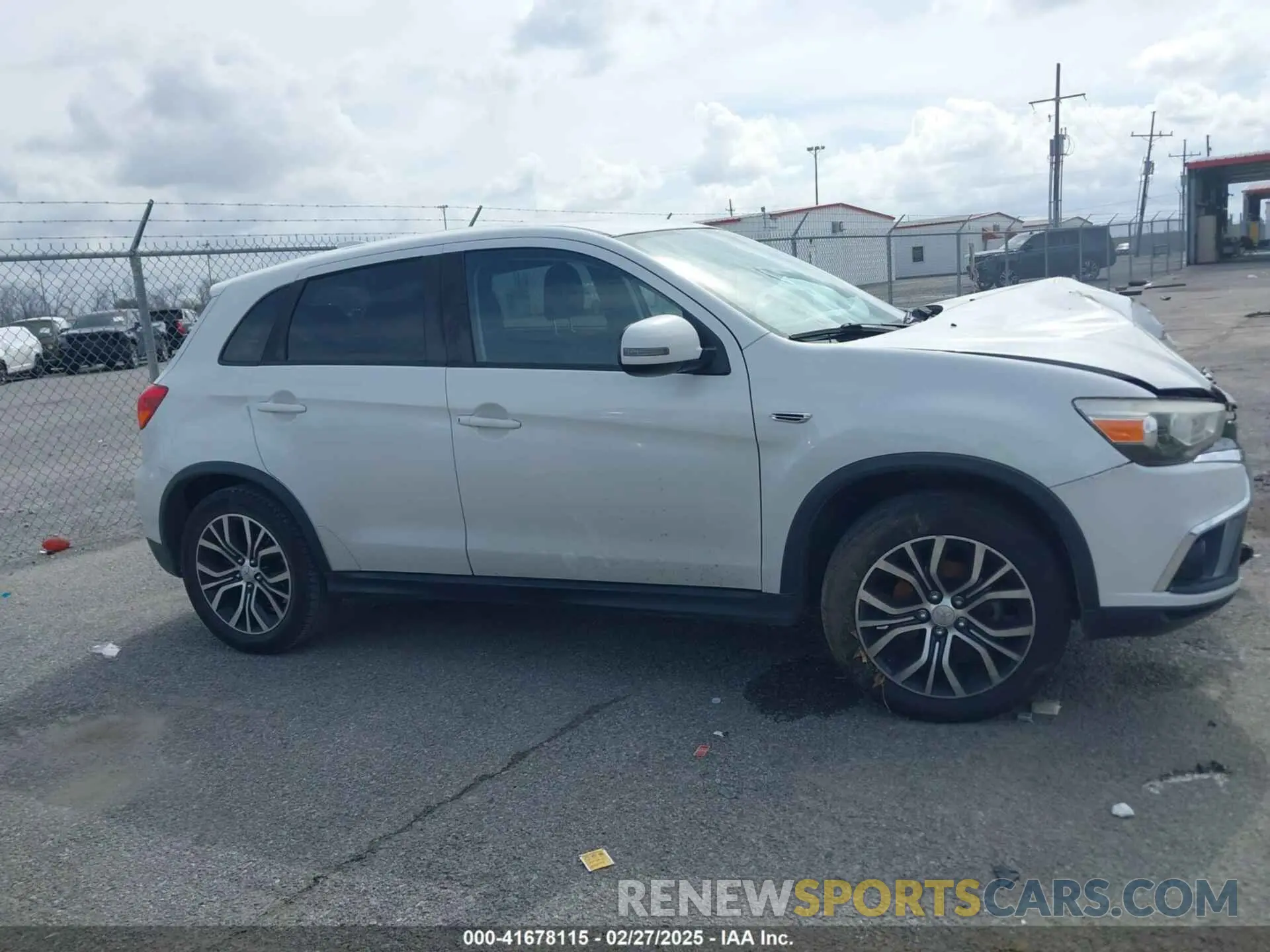 12 Photograph of a damaged car JA4AP4AU2KU012648 MITSUBISHI OUTLANDER SPORT 2019