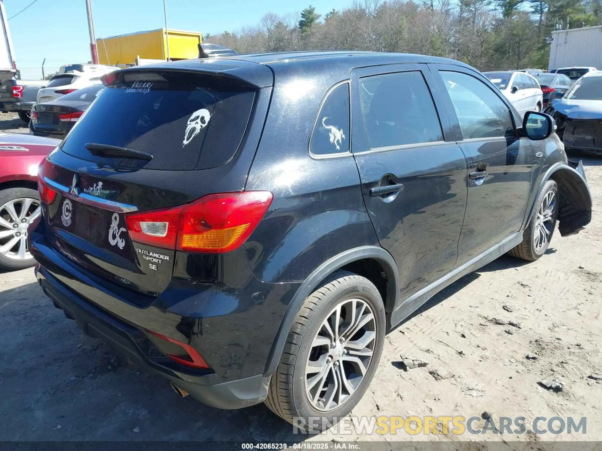 4 Photograph of a damaged car JA4AP4AU7KU013116 MITSUBISHI OUTLANDER SPORT 2019