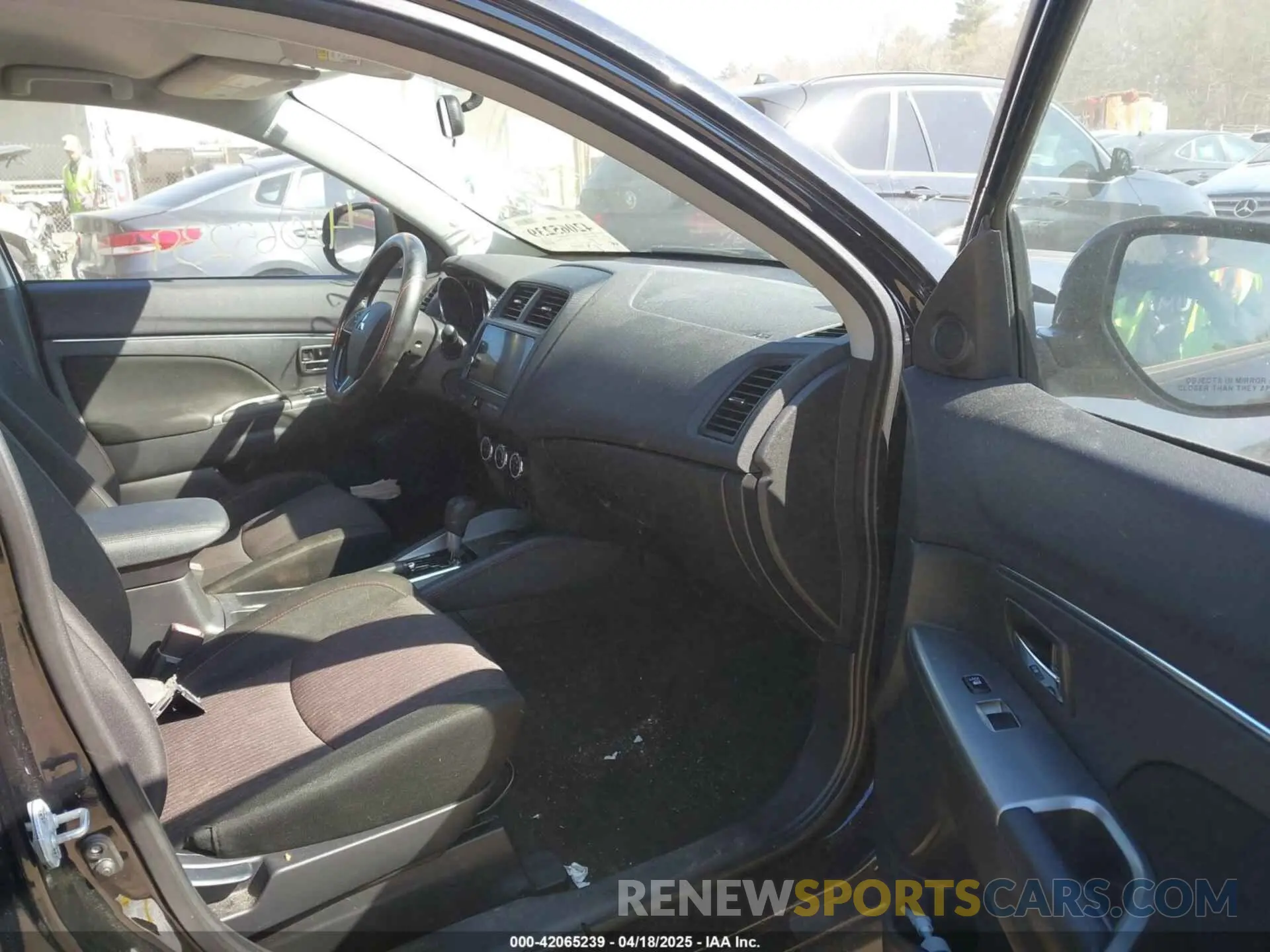 5 Photograph of a damaged car JA4AP4AU7KU013116 MITSUBISHI OUTLANDER SPORT 2019