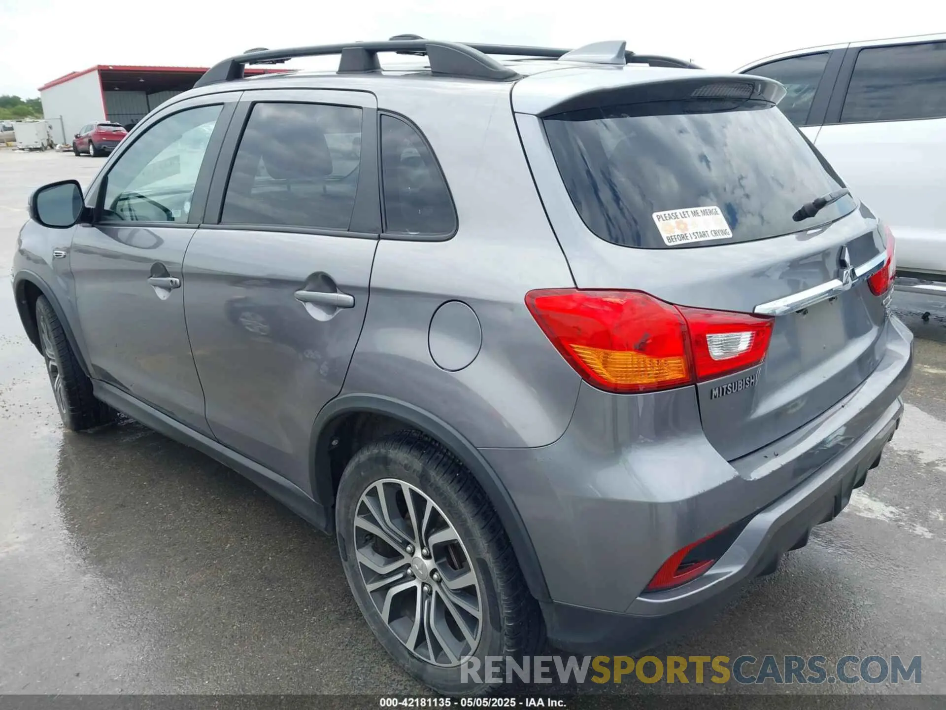 3 Photograph of a damaged car JA4AP4AU8KU013142 MITSUBISHI OUTLANDER SPORT 2019