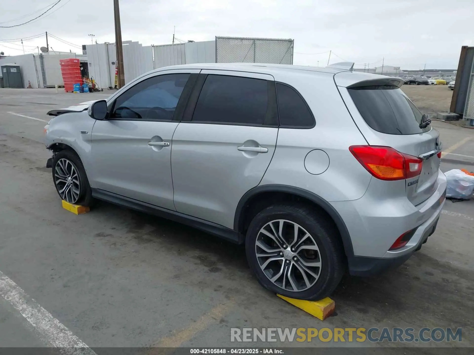 3 Photograph of a damaged car JA4AP4AU8KU027686 MITSUBISHI OUTLANDER SPORT 2019
