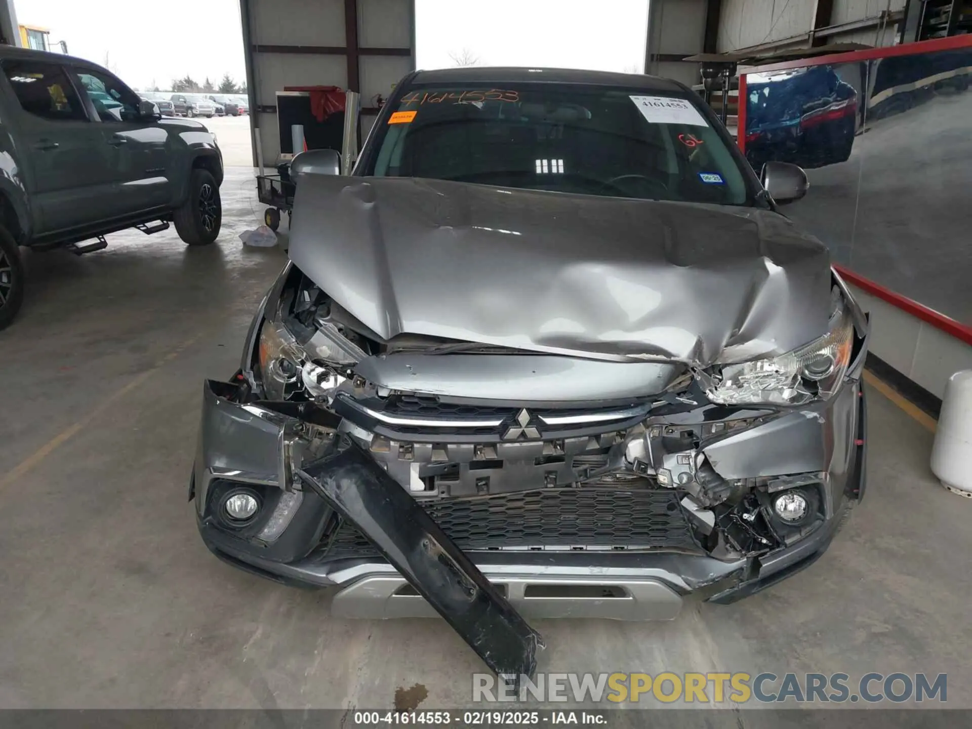 6 Photograph of a damaged car JA4AP4AUXKU005432 MITSUBISHI OUTLANDER SPORT 2019
