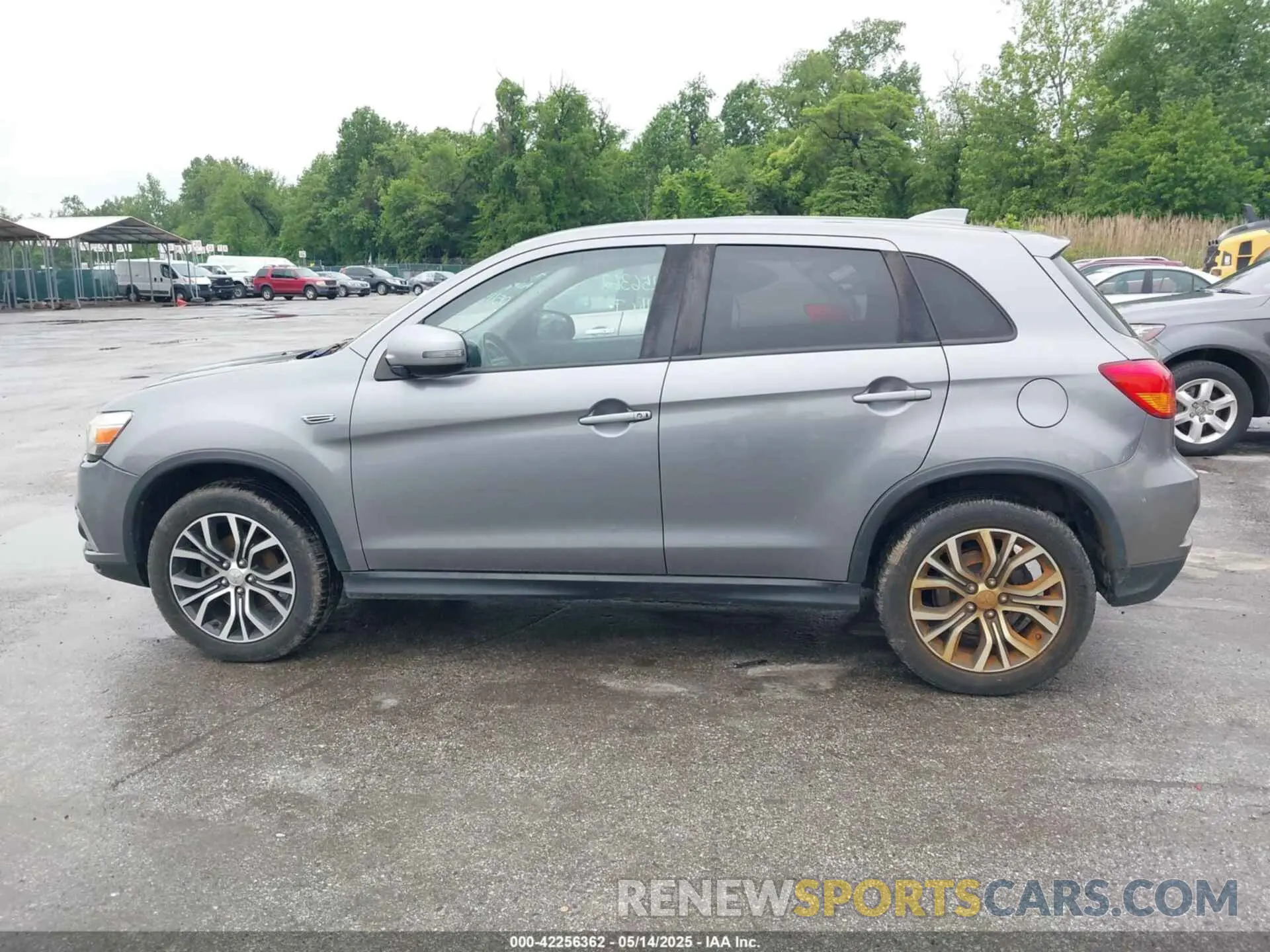 14 Photograph of a damaged car JA4AR3AU1KU022253 MITSUBISHI OUTLANDER SPORT 2019