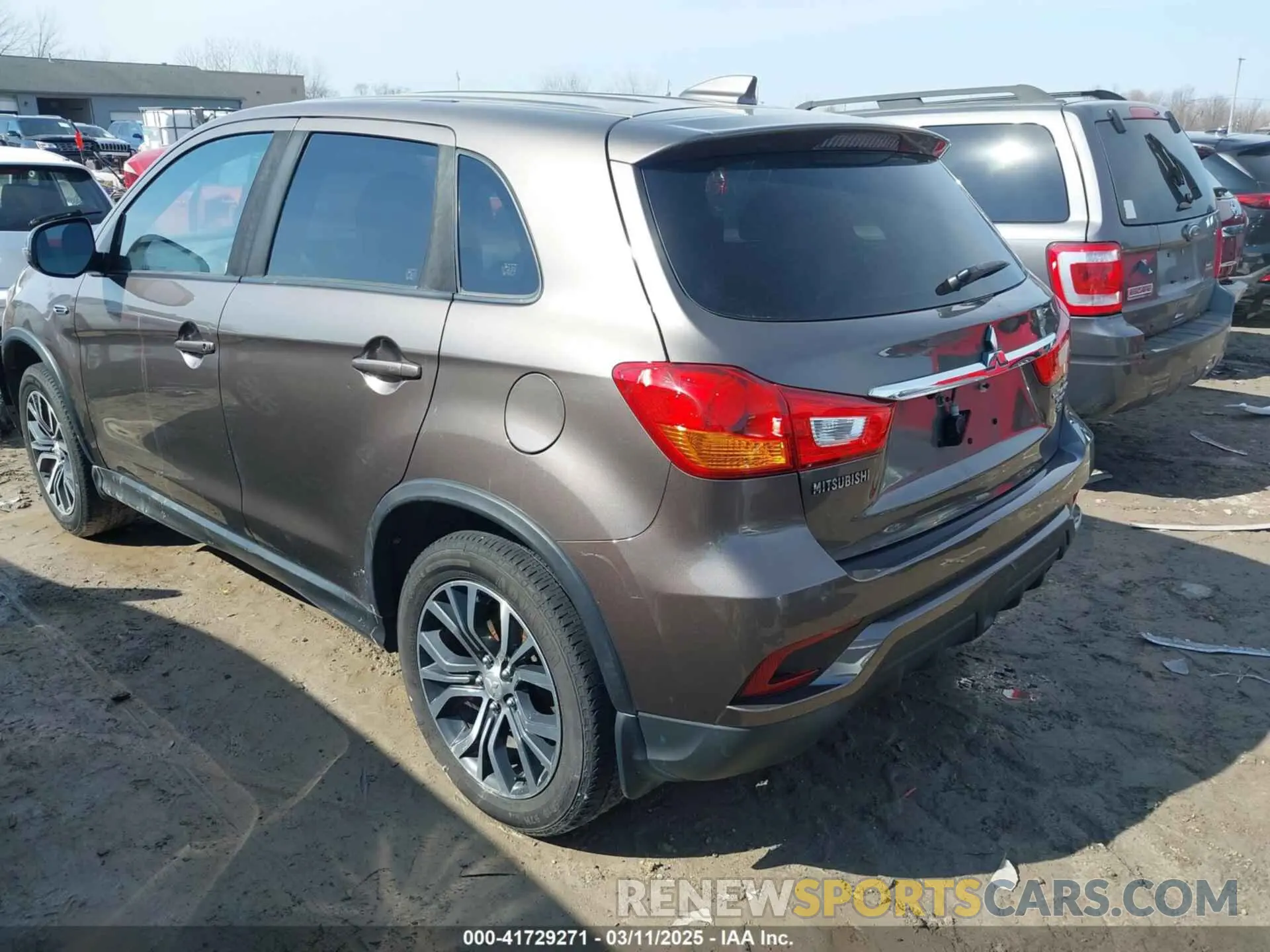 3 Photograph of a damaged car JA4AR3AU1KU031695 MITSUBISHI OUTLANDER SPORT 2019