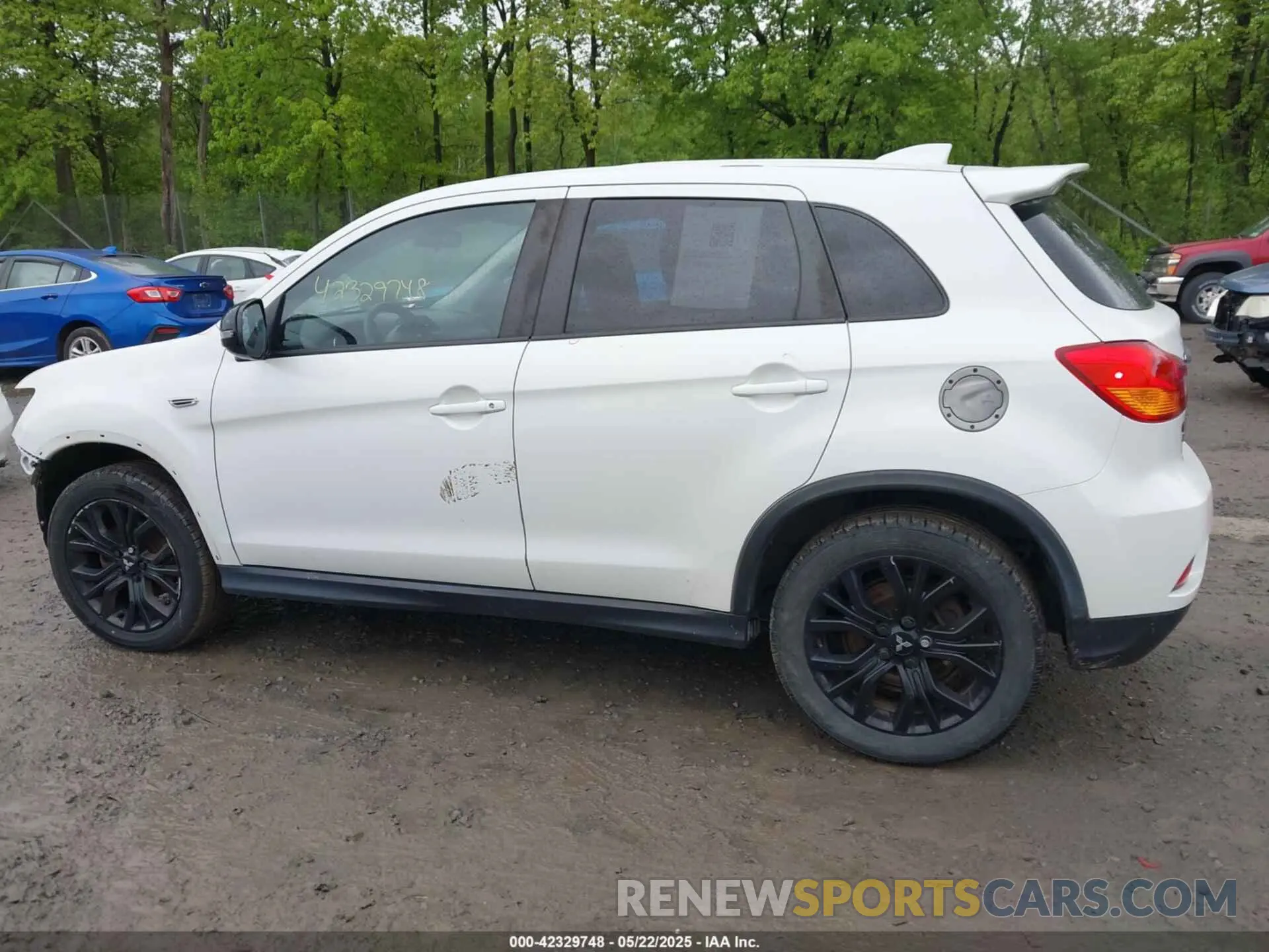 14 Photograph of a damaged car JA4AR3AU2KU016767 MITSUBISHI OUTLANDER SPORT 2019