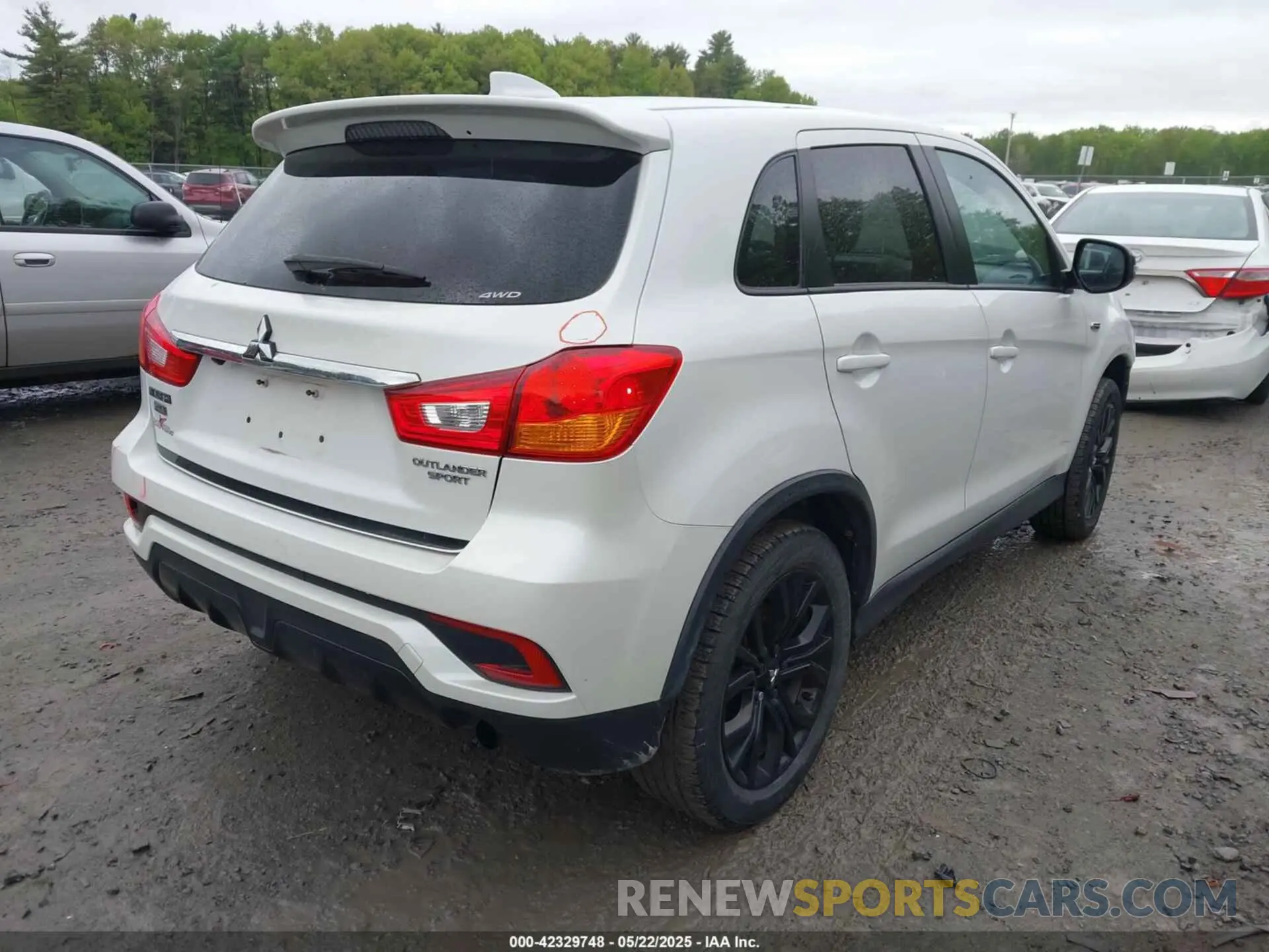 4 Photograph of a damaged car JA4AR3AU2KU016767 MITSUBISHI OUTLANDER SPORT 2019