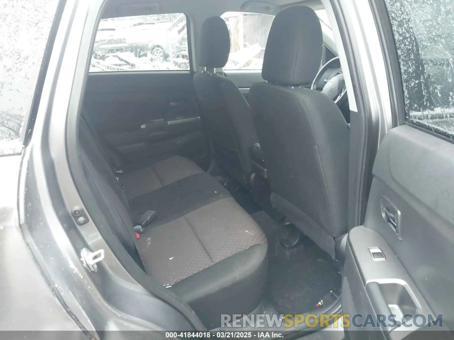 8 Photograph of a damaged car JA4AR3AU3KU001369 MITSUBISHI OUTLANDER SPORT 2019
