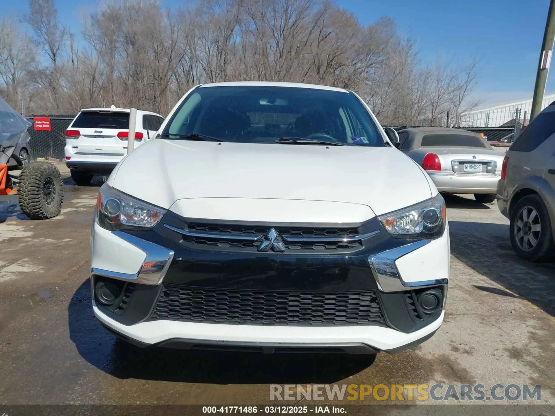 12 Photograph of a damaged car JA4AR3AU4KU023820 MITSUBISHI OUTLANDER SPORT 2019