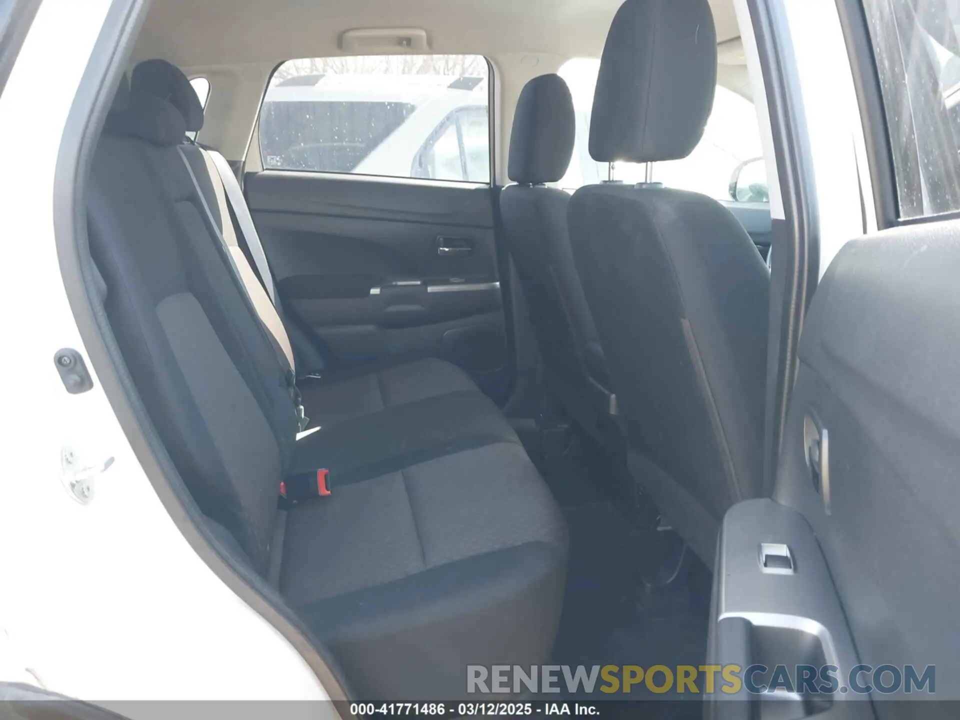 8 Photograph of a damaged car JA4AR3AU4KU023820 MITSUBISHI OUTLANDER SPORT 2019