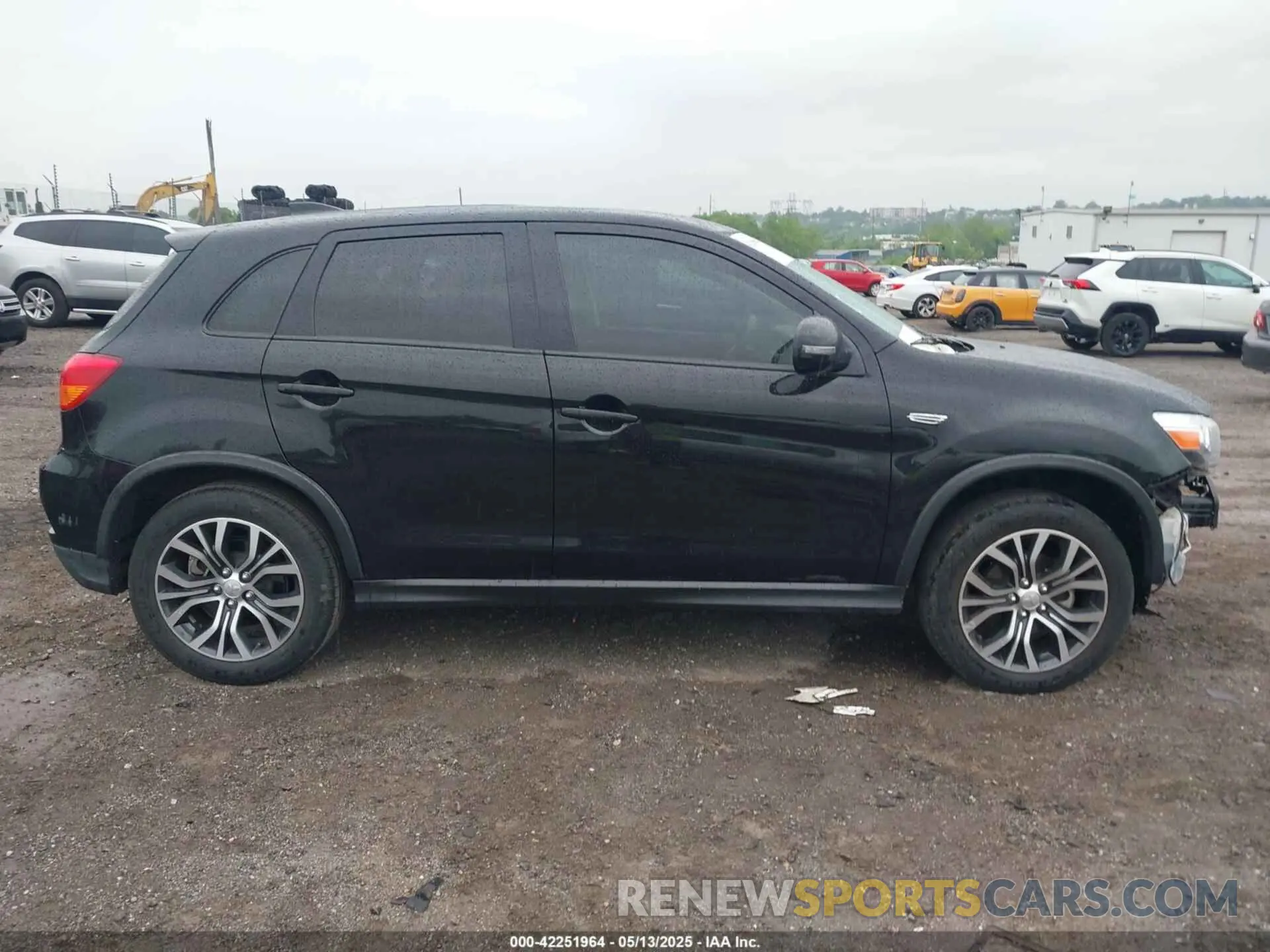 13 Photograph of a damaged car JA4AR3AU4KU024823 MITSUBISHI OUTLANDER SPORT 2019