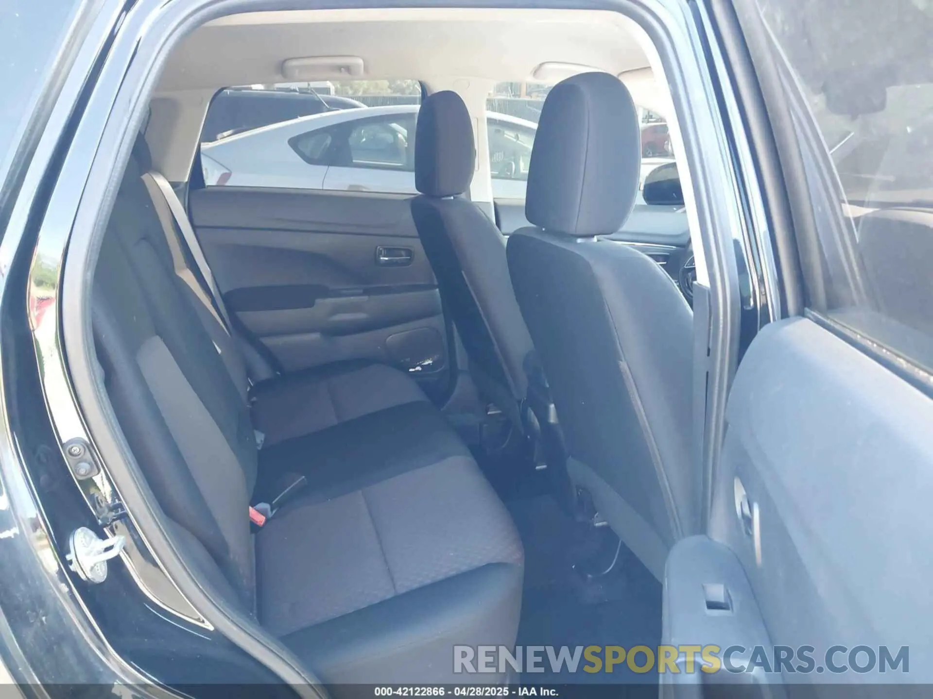 8 Photograph of a damaged car JA4AR3AU5KU016441 MITSUBISHI OUTLANDER SPORT 2019