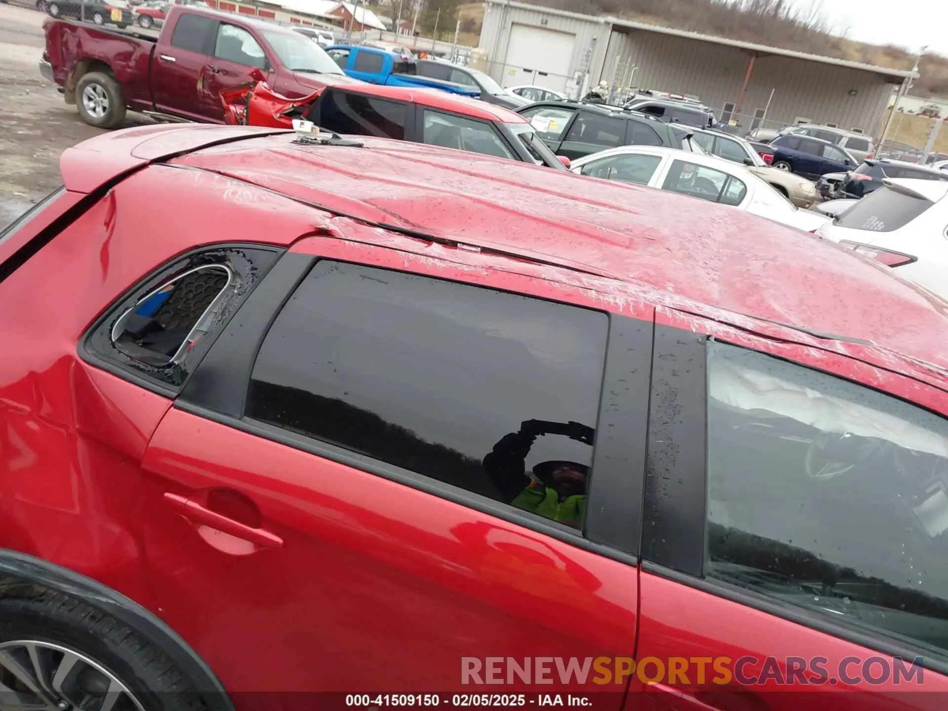 13 Photograph of a damaged car JA4AR3AU5KU030436 MITSUBISHI OUTLANDER SPORT 2019