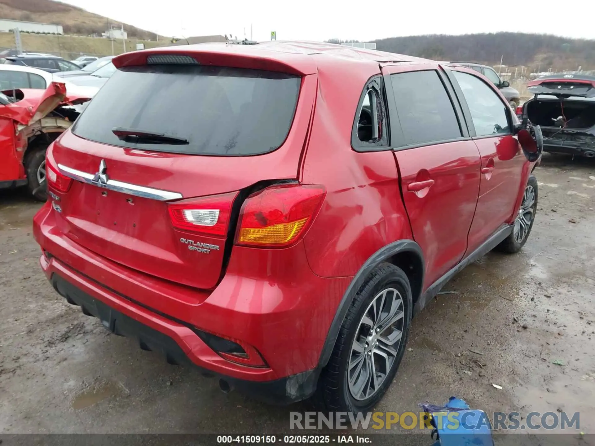 4 Photograph of a damaged car JA4AR3AU5KU030436 MITSUBISHI OUTLANDER SPORT 2019