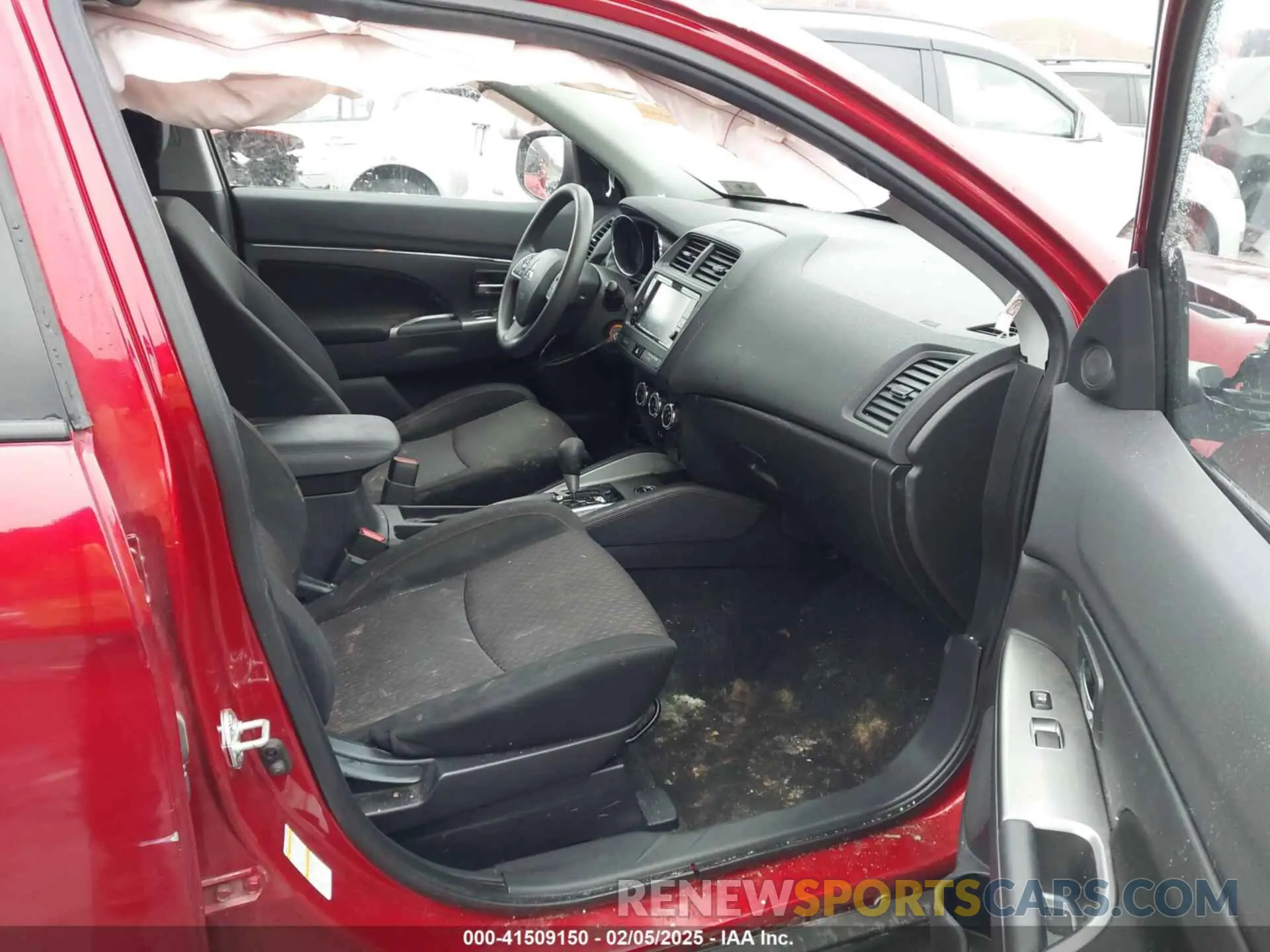 5 Photograph of a damaged car JA4AR3AU5KU030436 MITSUBISHI OUTLANDER SPORT 2019