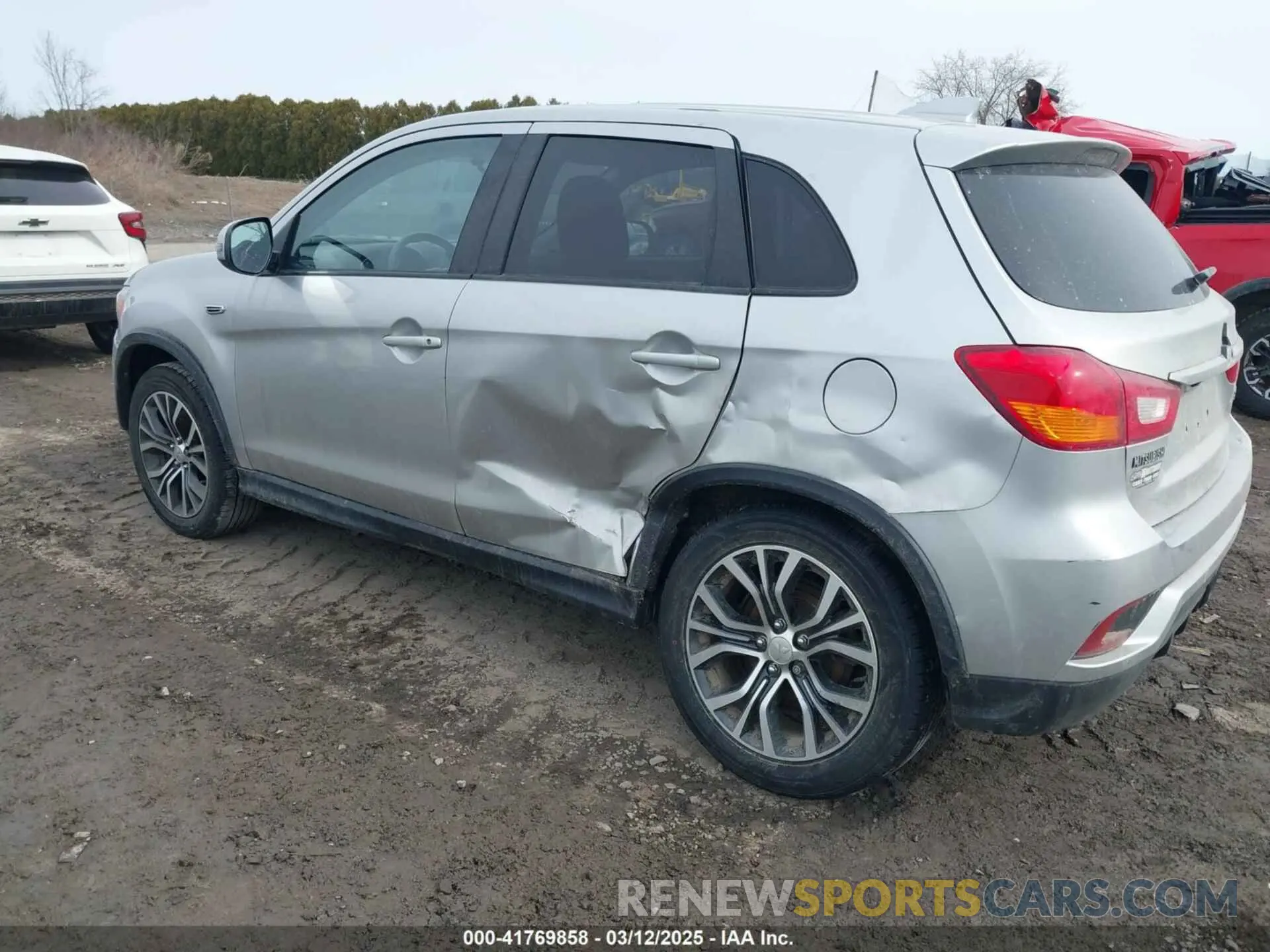 3 Photograph of a damaged car JA4AR3AU7KU024461 MITSUBISHI OUTLANDER SPORT 2019