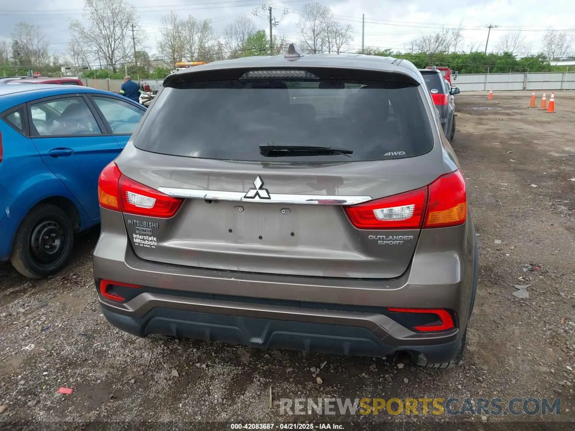 16 Photograph of a damaged car JA4AR3AU9KU027961 MITSUBISHI OUTLANDER SPORT 2019
