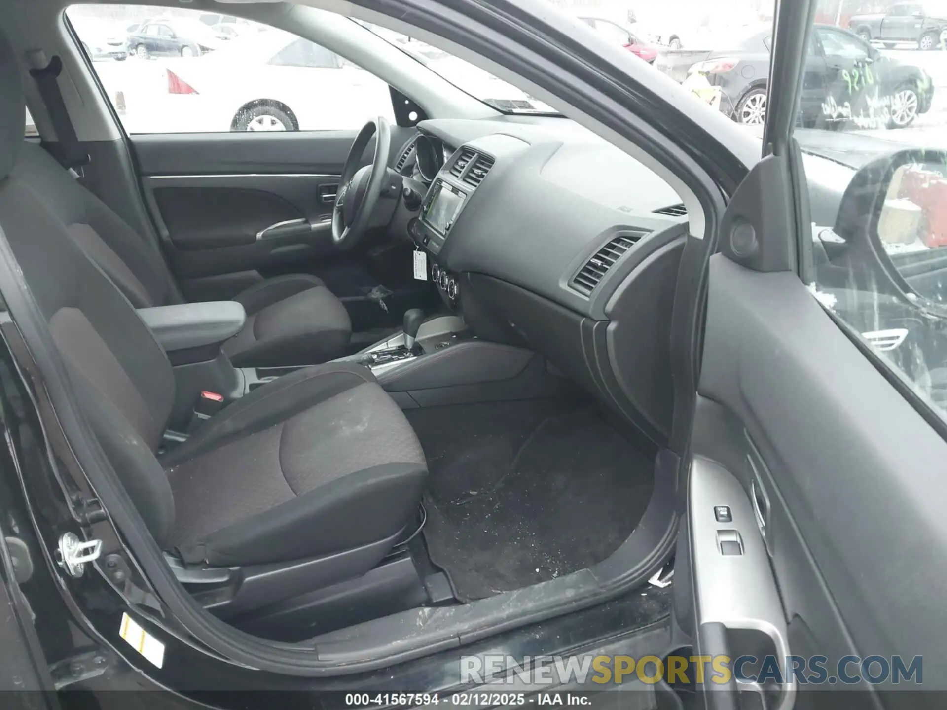 5 Photograph of a damaged car JA4AR3AUXKU005063 MITSUBISHI OUTLANDER SPORT 2019
