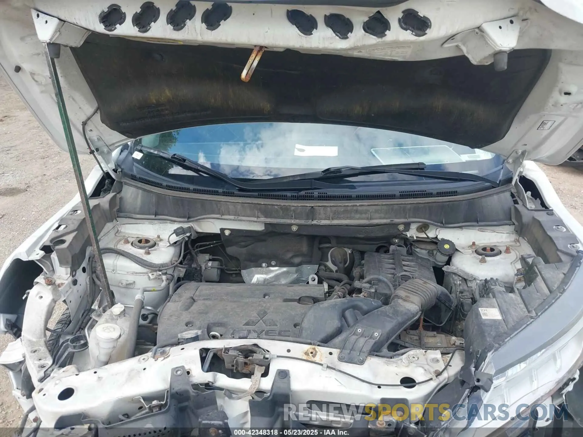 10 Photograph of a damaged car JA4AP3AU0LU010456 MITSUBISHI OUTLANDER SPORT 2020
