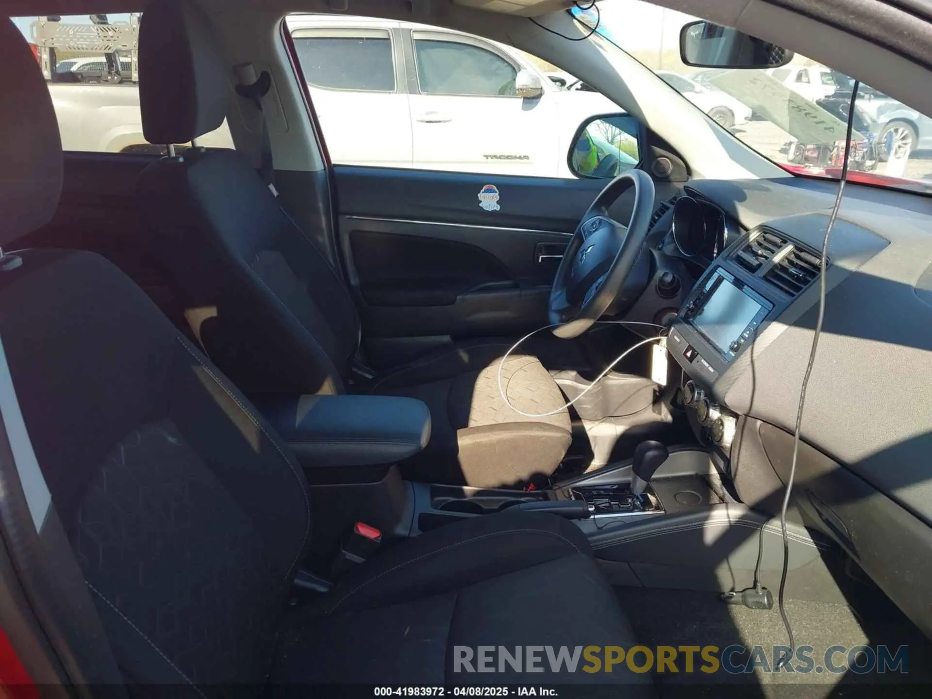 5 Photograph of a damaged car JA4AP3AU0LU016550 MITSUBISHI OUTLANDER SPORT 2020