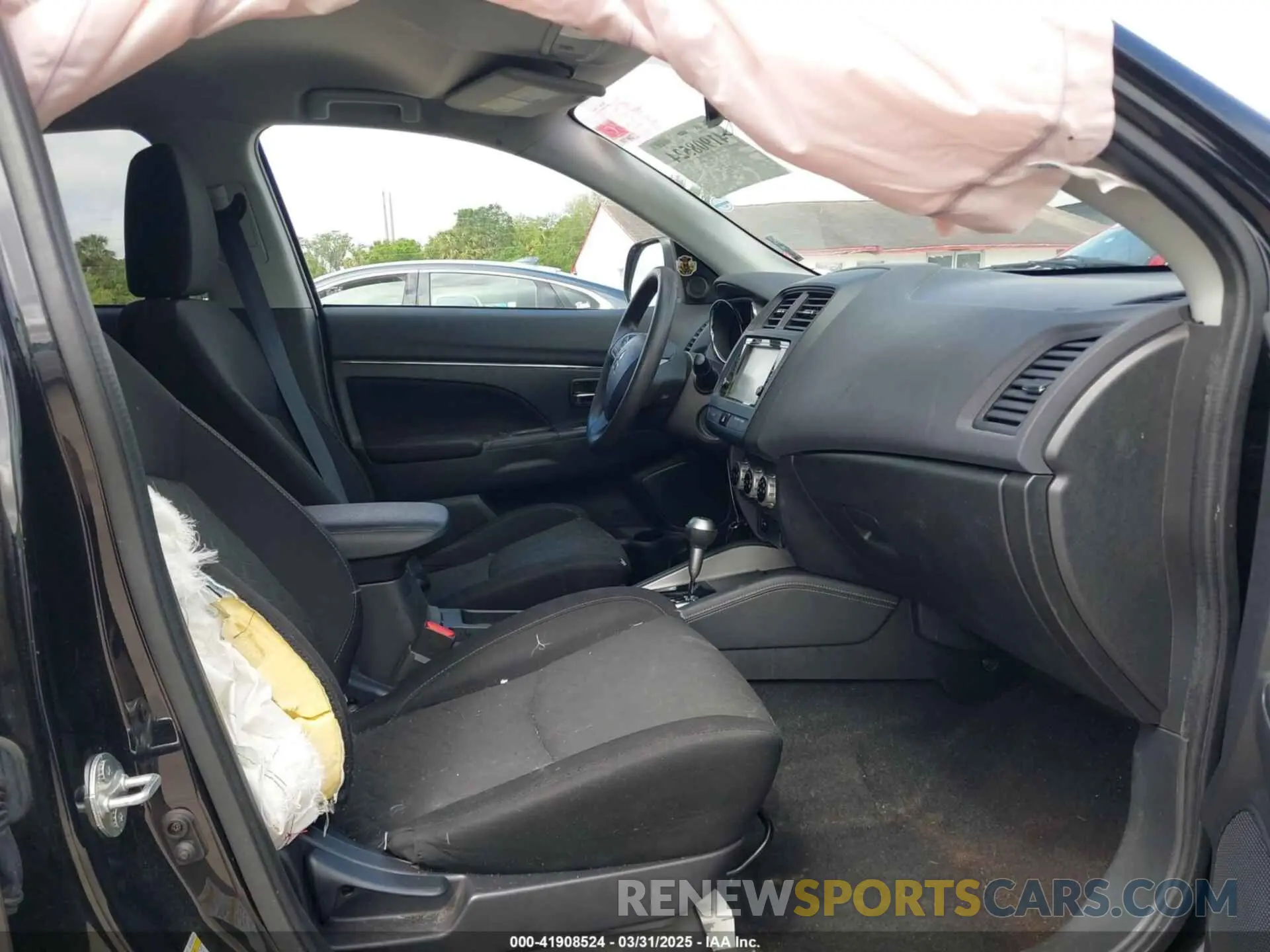 5 Photograph of a damaged car JA4AP3AU4LU012386 MITSUBISHI OUTLANDER SPORT 2020