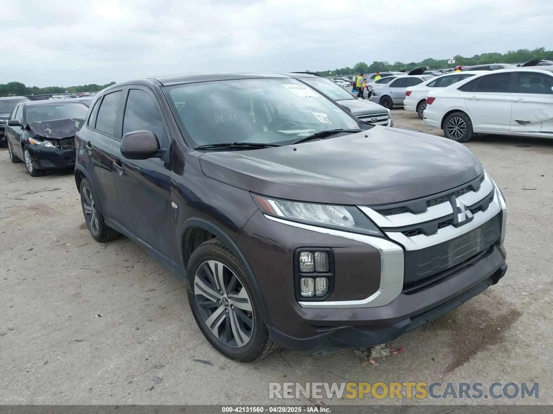 1 Photograph of a damaged car JA4AP3AU6LU015905 MITSUBISHI OUTLANDER SPORT 2020