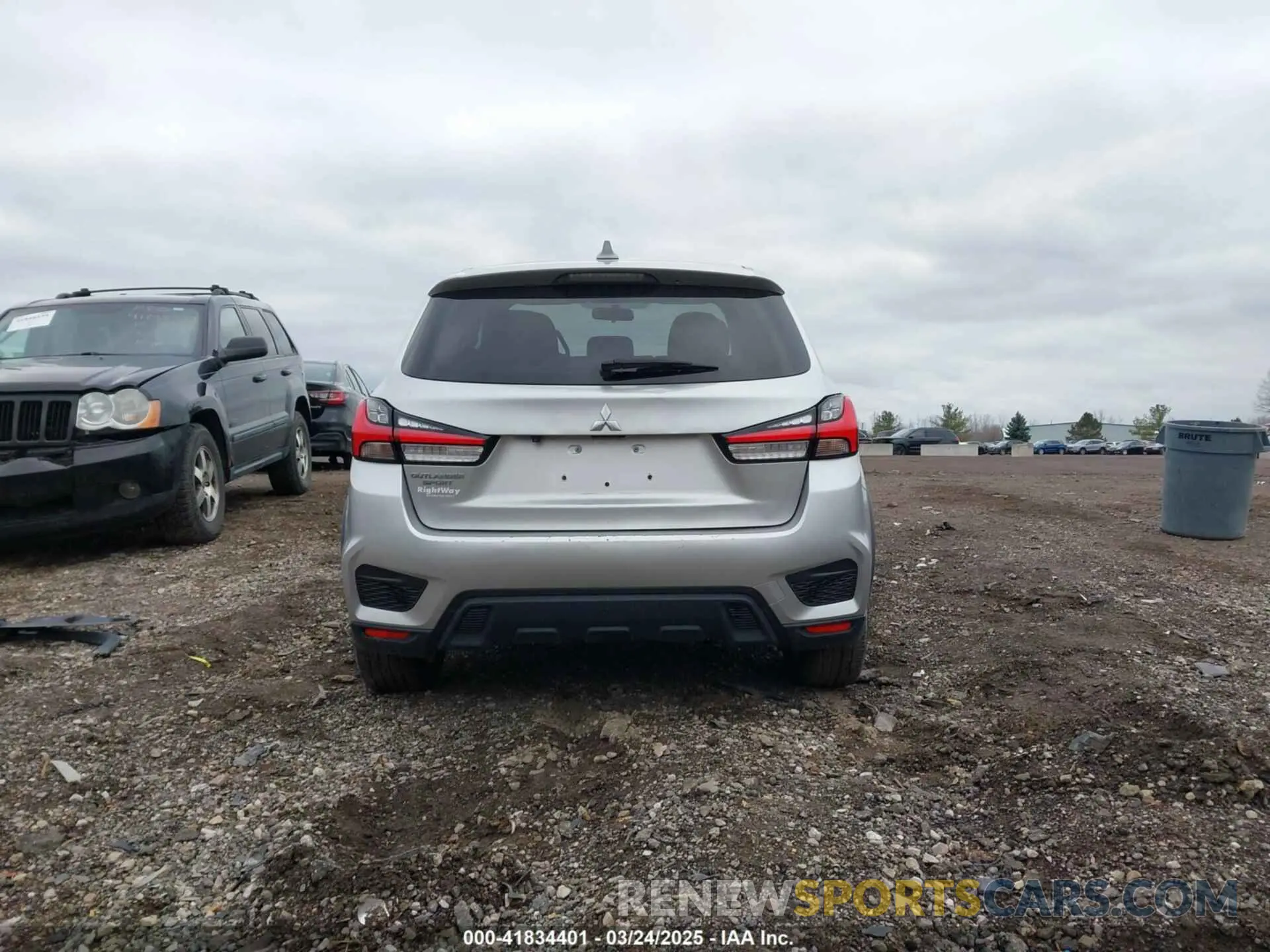16 Photograph of a damaged car JA4AP3AU6LU017511 MITSUBISHI OUTLANDER SPORT 2020
