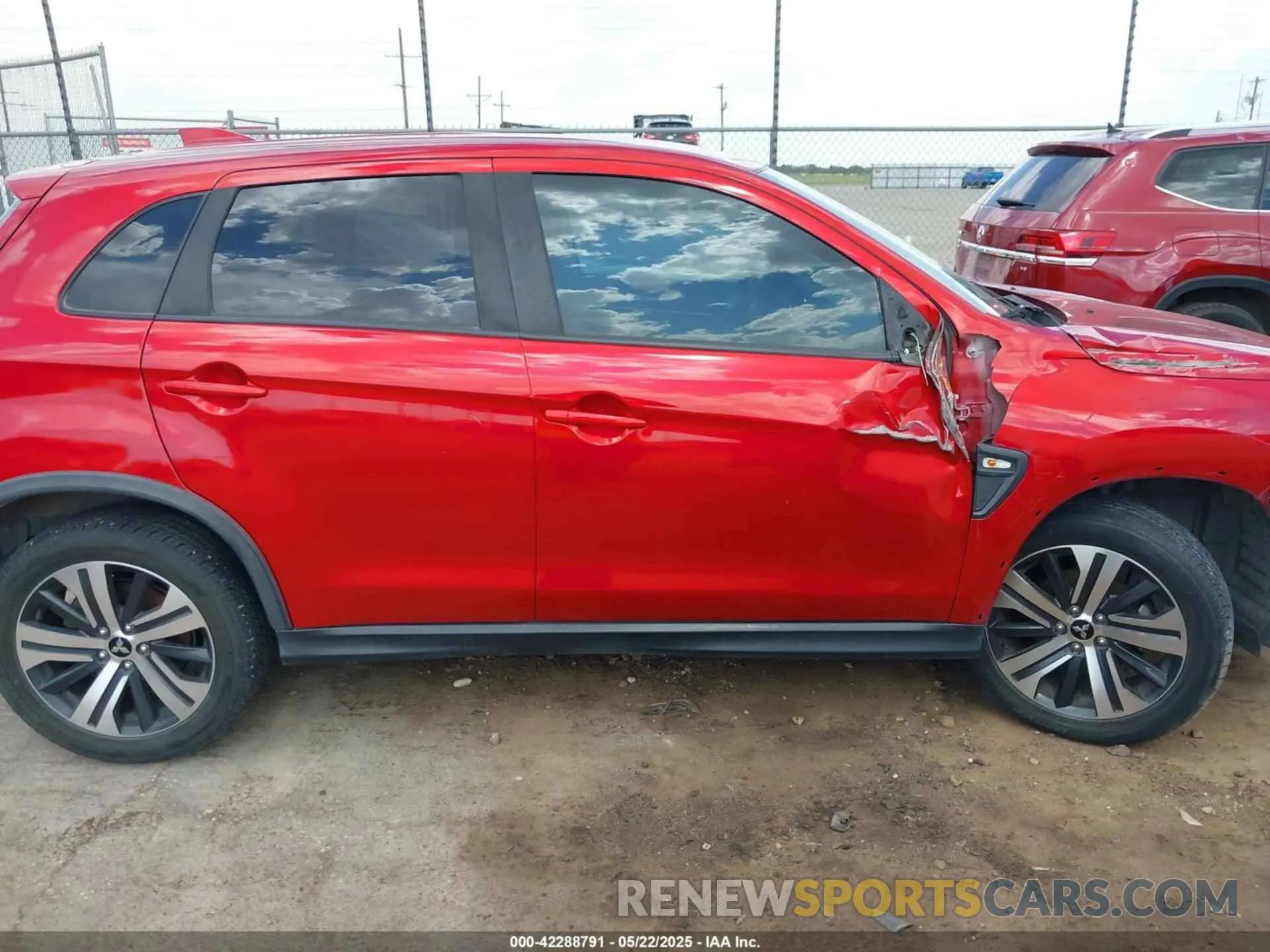 14 Photograph of a damaged car JA4AP3AU7LU001558 MITSUBISHI OUTLANDER SPORT 2020