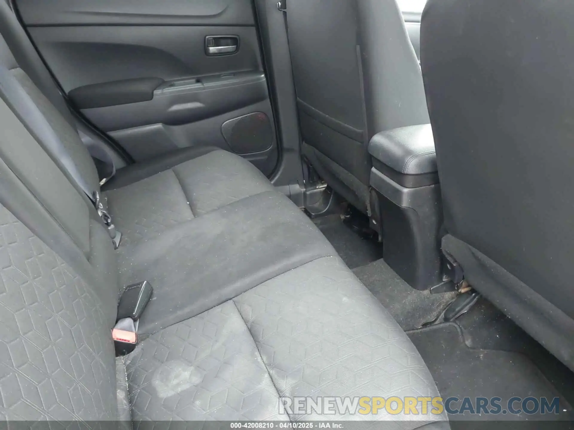 8 Photograph of a damaged car JA4AP3AU9LU011203 MITSUBISHI OUTLANDER SPORT 2020