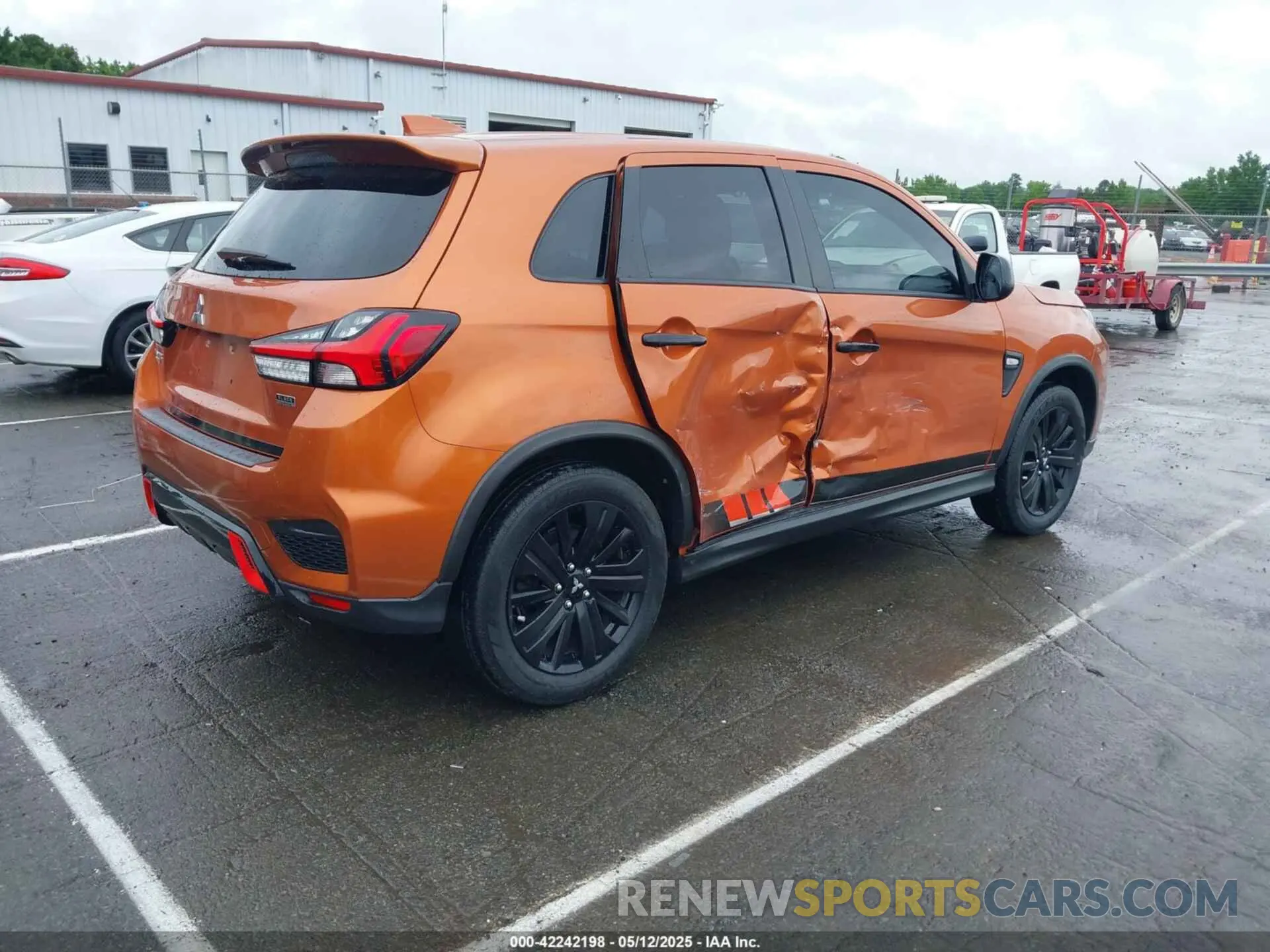 4 Photograph of a damaged car JA4AP3AU9LU031256 MITSUBISHI OUTLANDER SPORT 2020