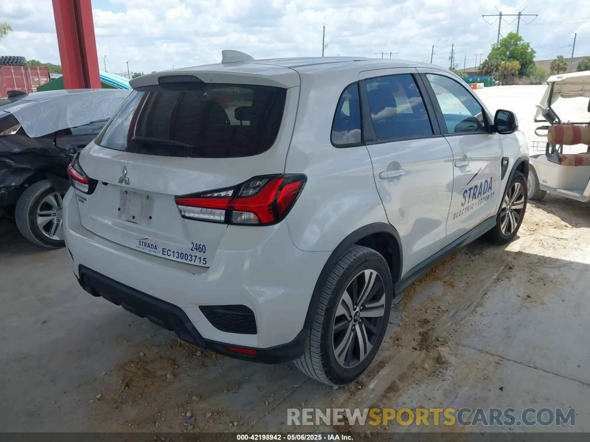 4 Photograph of a damaged car JA4AP3AUXLU008004 MITSUBISHI OUTLANDER SPORT 2020