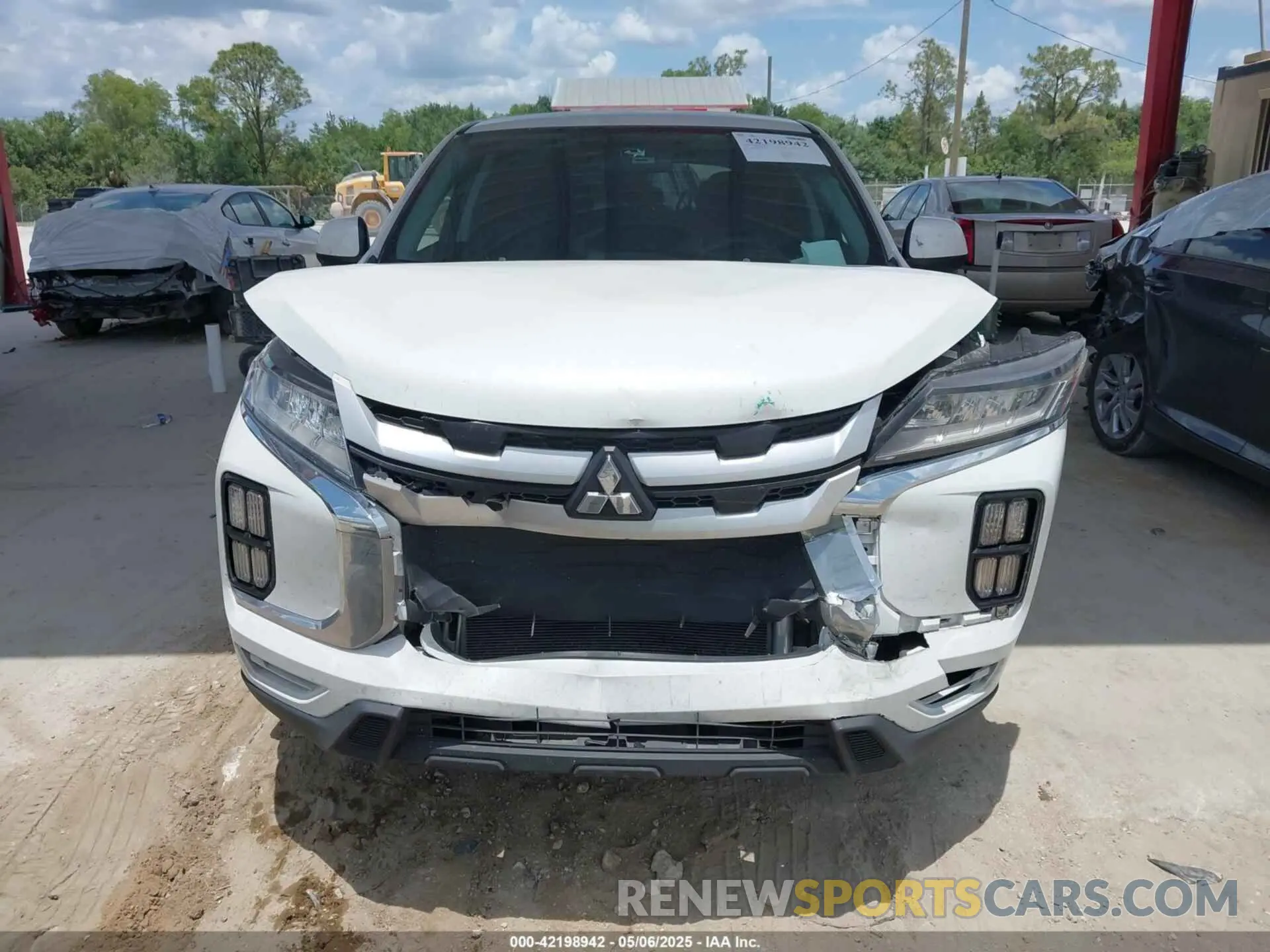 6 Photograph of a damaged car JA4AP3AUXLU008004 MITSUBISHI OUTLANDER SPORT 2020