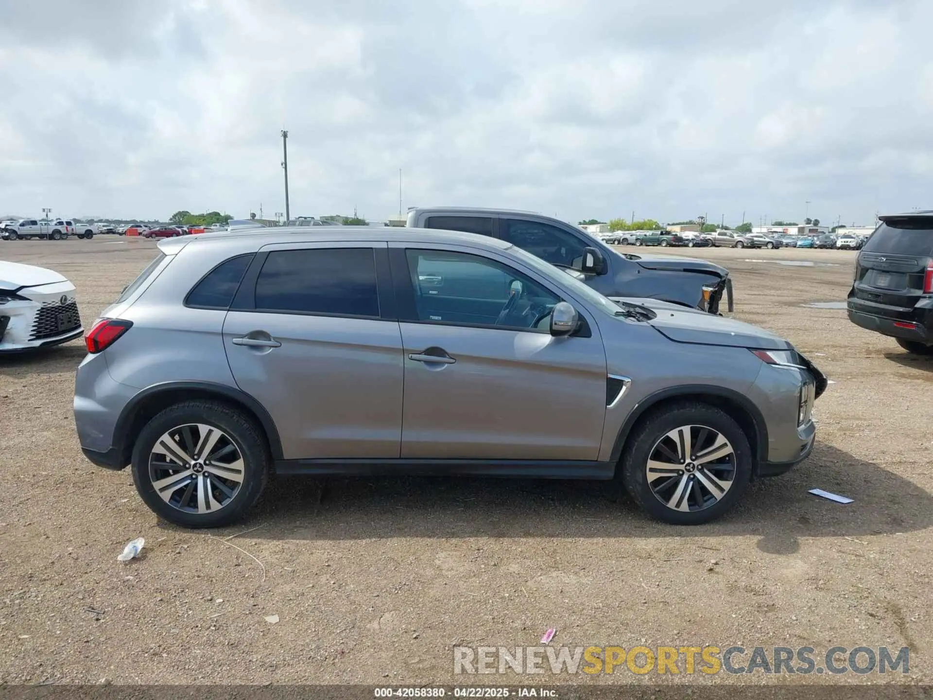 13 Photograph of a damaged car JA4AP4AU1LU028504 MITSUBISHI OUTLANDER SPORT 2020