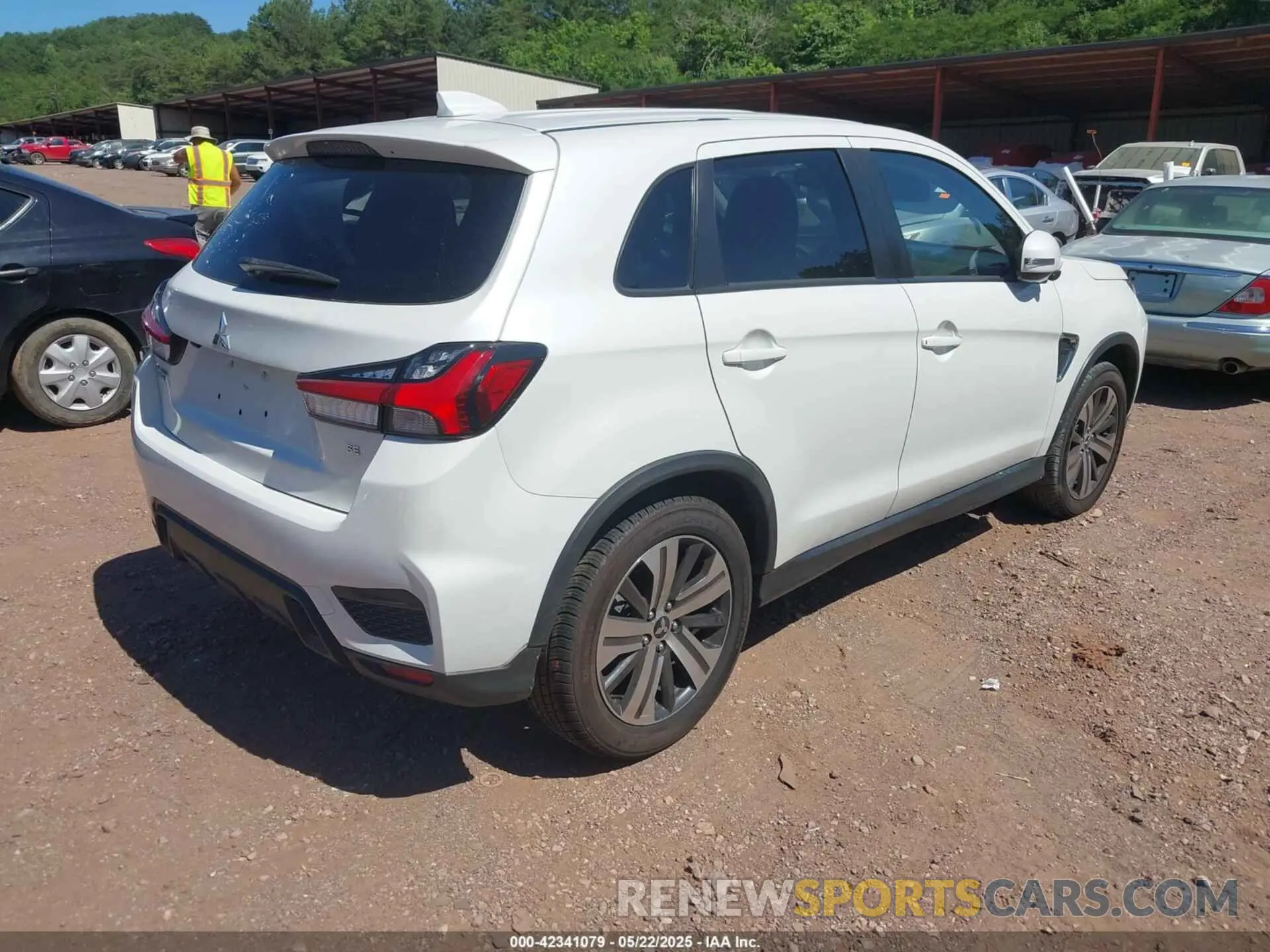 4 Photograph of a damaged car JA4AP4AU5LU008790 MITSUBISHI OUTLANDER SPORT 2020