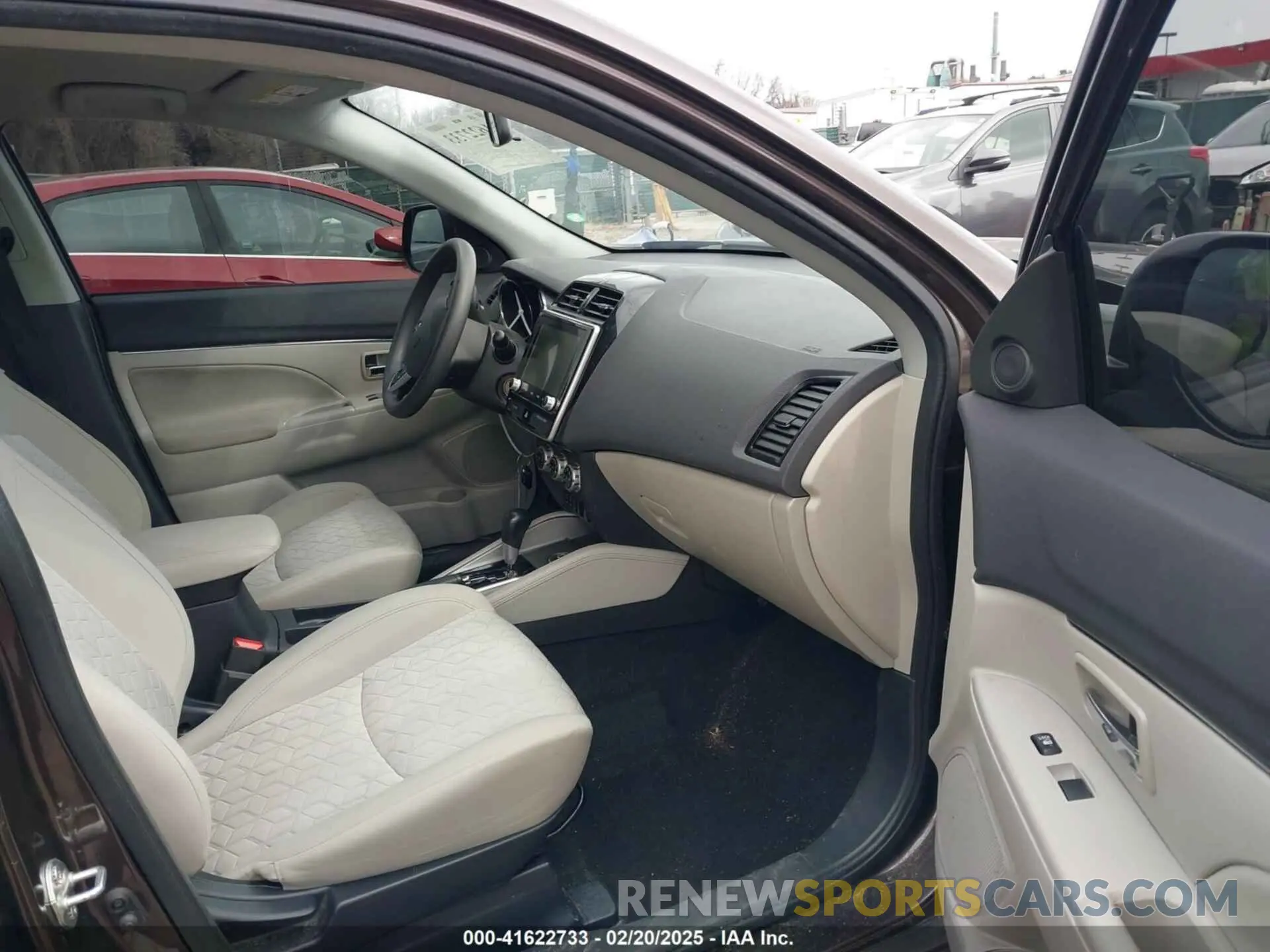 5 Photograph of a damaged car JA4AR3AU0LU029485 MITSUBISHI OUTLANDER SPORT 2020