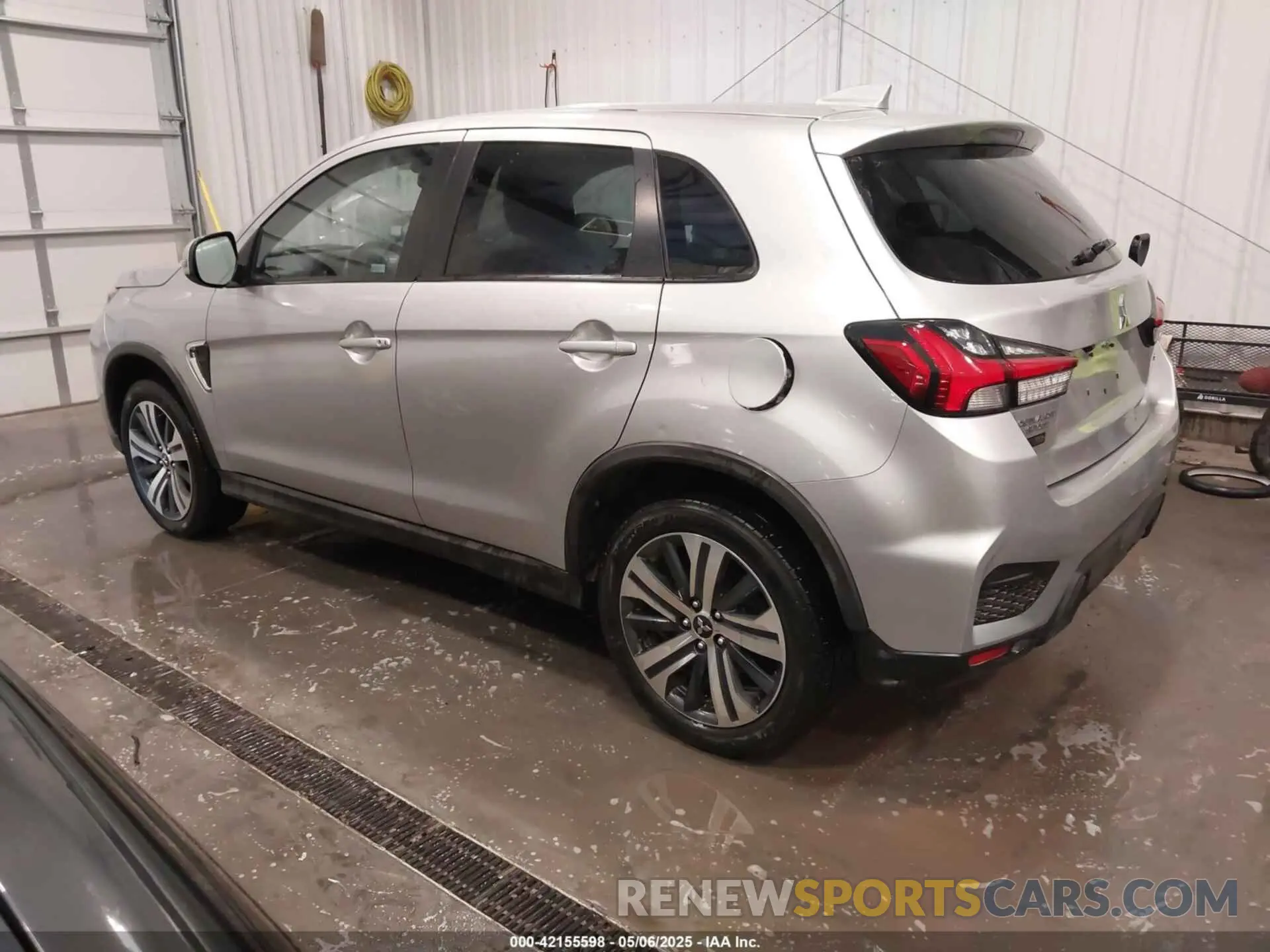 3 Photograph of a damaged car JA4AR3AU1LU020245 MITSUBISHI OUTLANDER SPORT 2020