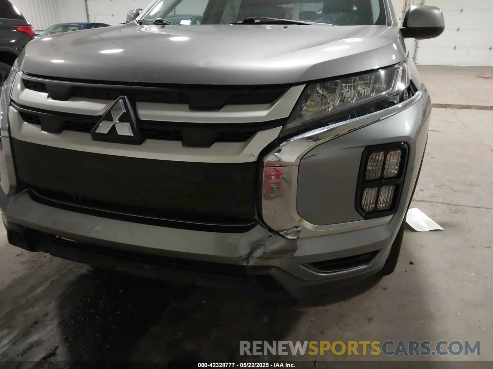 17 Photograph of a damaged car JA4AR3AU2LU016320 MITSUBISHI OUTLANDER SPORT 2020