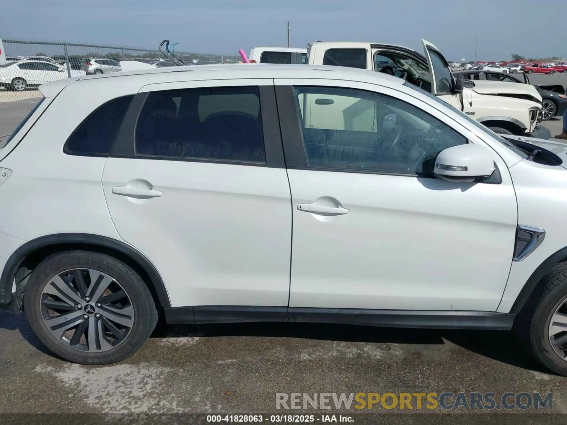 13 Photograph of a damaged car JA4AR3AU5LU010429 MITSUBISHI OUTLANDER SPORT 2020