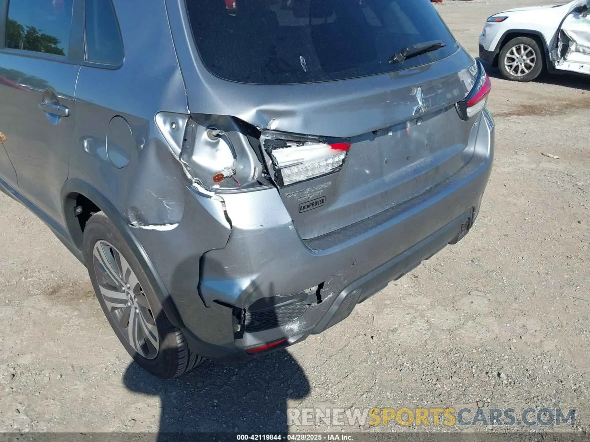 20 Photograph of a damaged car JA4AR3AU6LU023903 MITSUBISHI OUTLANDER SPORT 2020