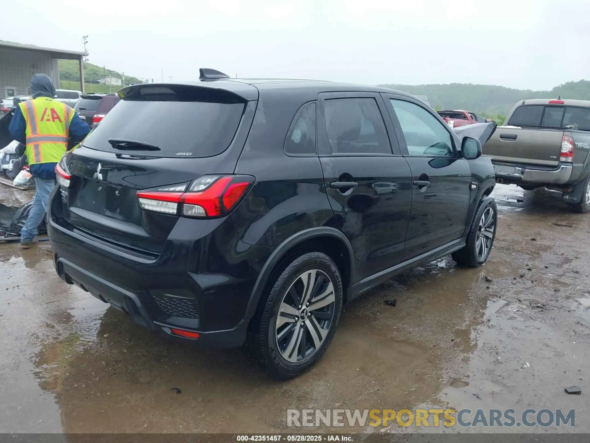 4 Photograph of a damaged car JA4AR3AU6LU026669 MITSUBISHI OUTLANDER SPORT 2020