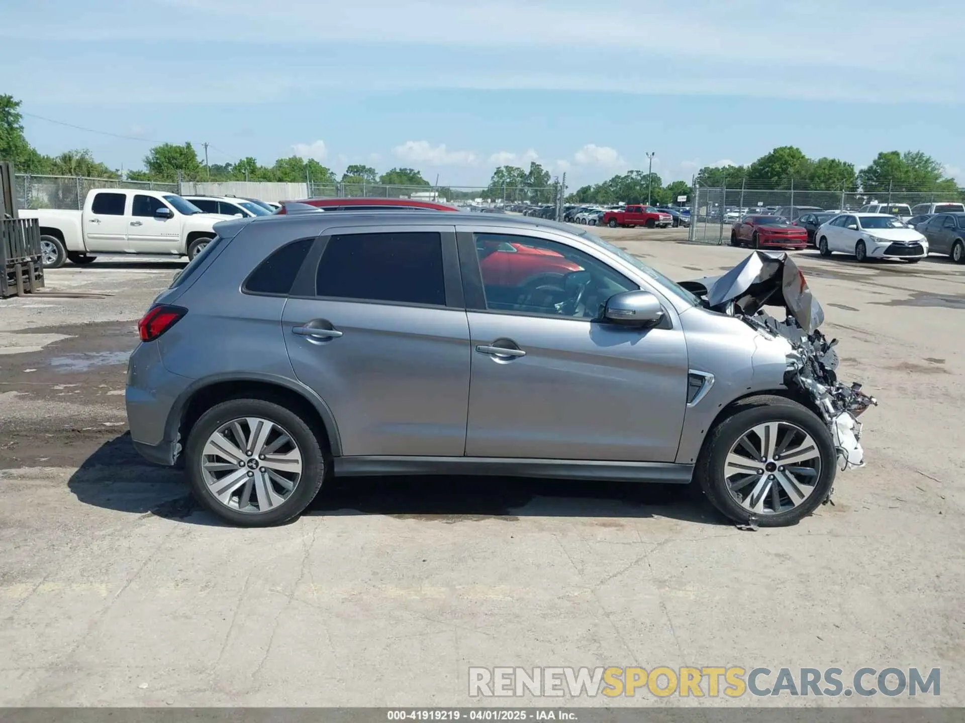 13 Photograph of a damaged car JA4AR3AU8LU018105 MITSUBISHI OUTLANDER SPORT 2020