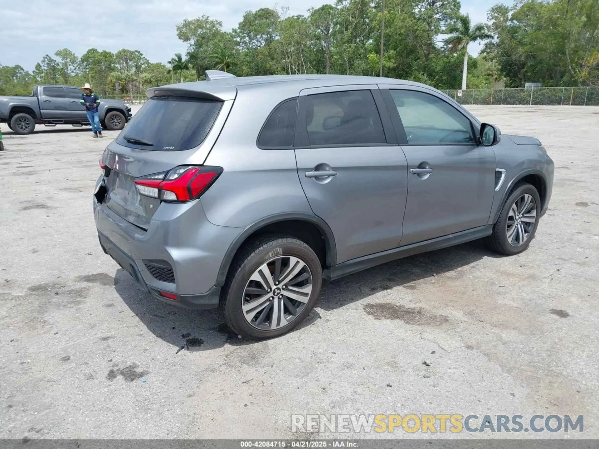 4 Photograph of a damaged car JA4AR3AU9LU018159 MITSUBISHI OUTLANDER SPORT 2020