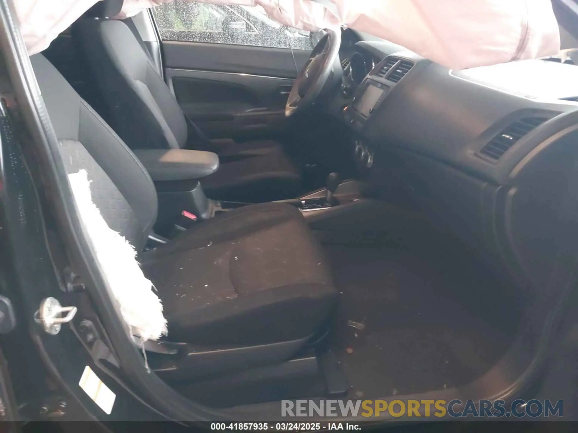 5 Photograph of a damaged car JA4AR3AU9LU027153 MITSUBISHI OUTLANDER SPORT 2020