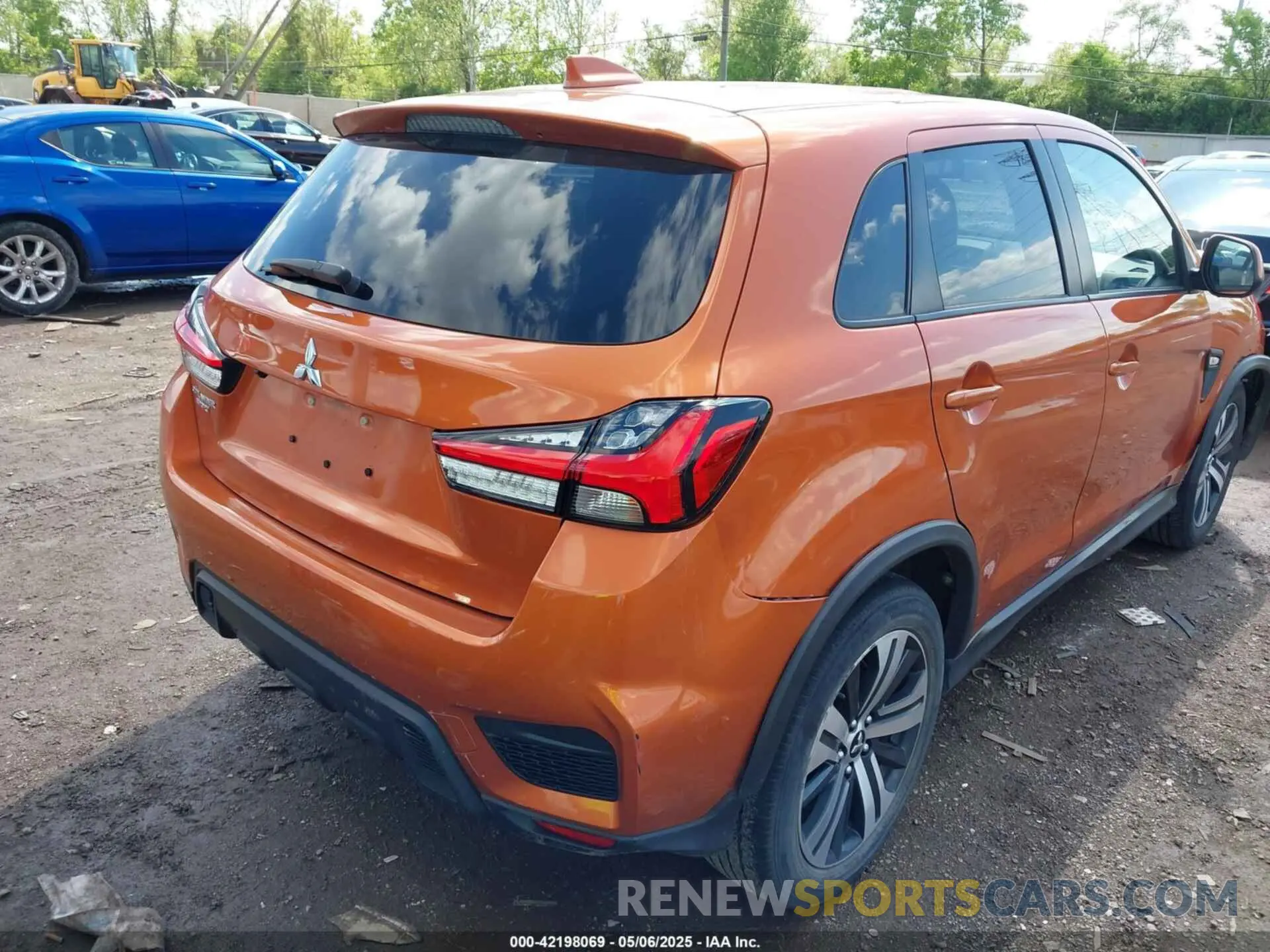 4 Photograph of a damaged car JA4APUAU2MU008117 MITSUBISHI OUTLANDER SPORT 2021