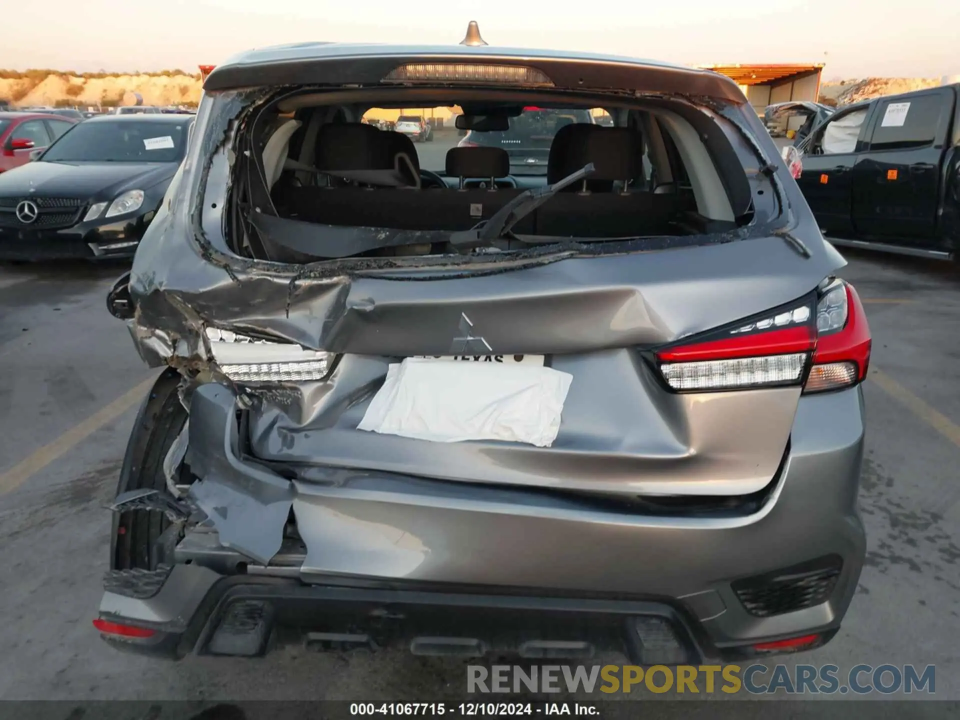 16 Photograph of a damaged car JA4APUAU2MU024561 MITSUBISHI OUTLANDER SPORT 2021