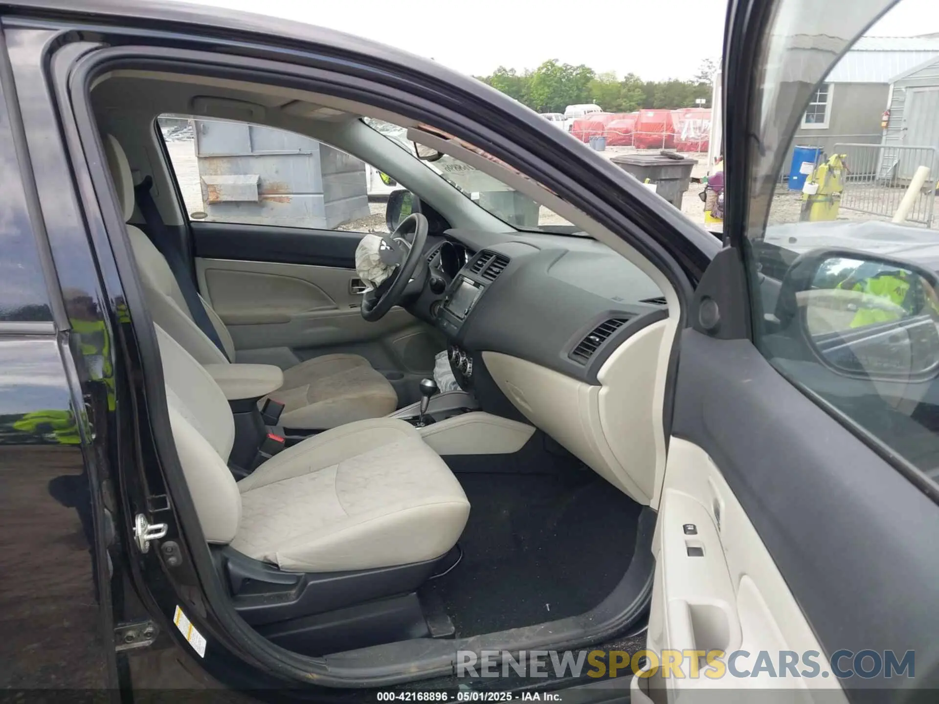 5 Photograph of a damaged car JA4APUAU8MU020966 MITSUBISHI OUTLANDER SPORT 2021
