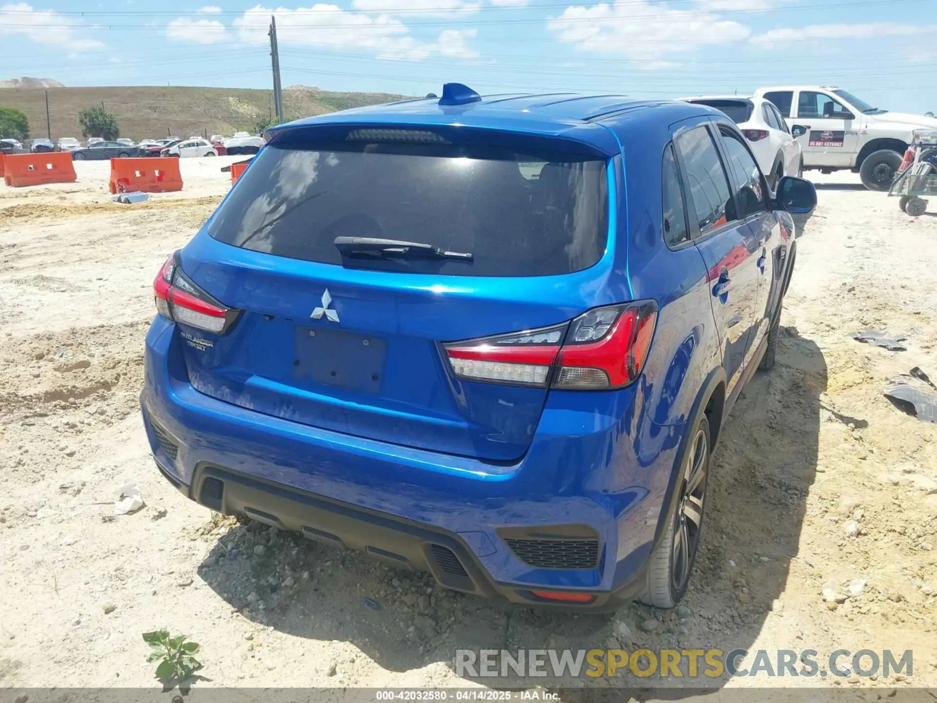 4 Photograph of a damaged car JA4APUAU8MU022233 MITSUBISHI OUTLANDER SPORT 2021
